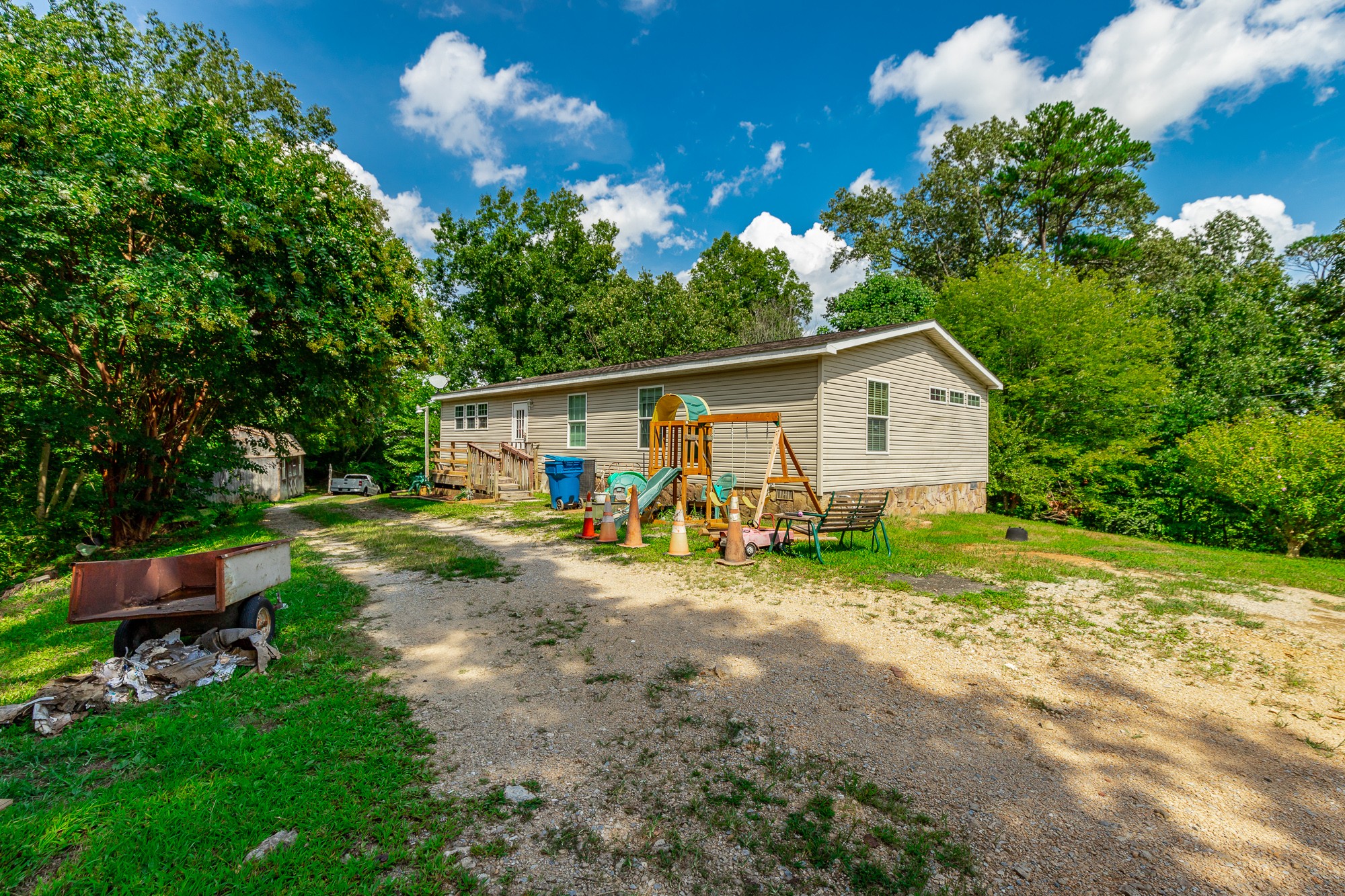 286 Sims Dr Property Photo 8