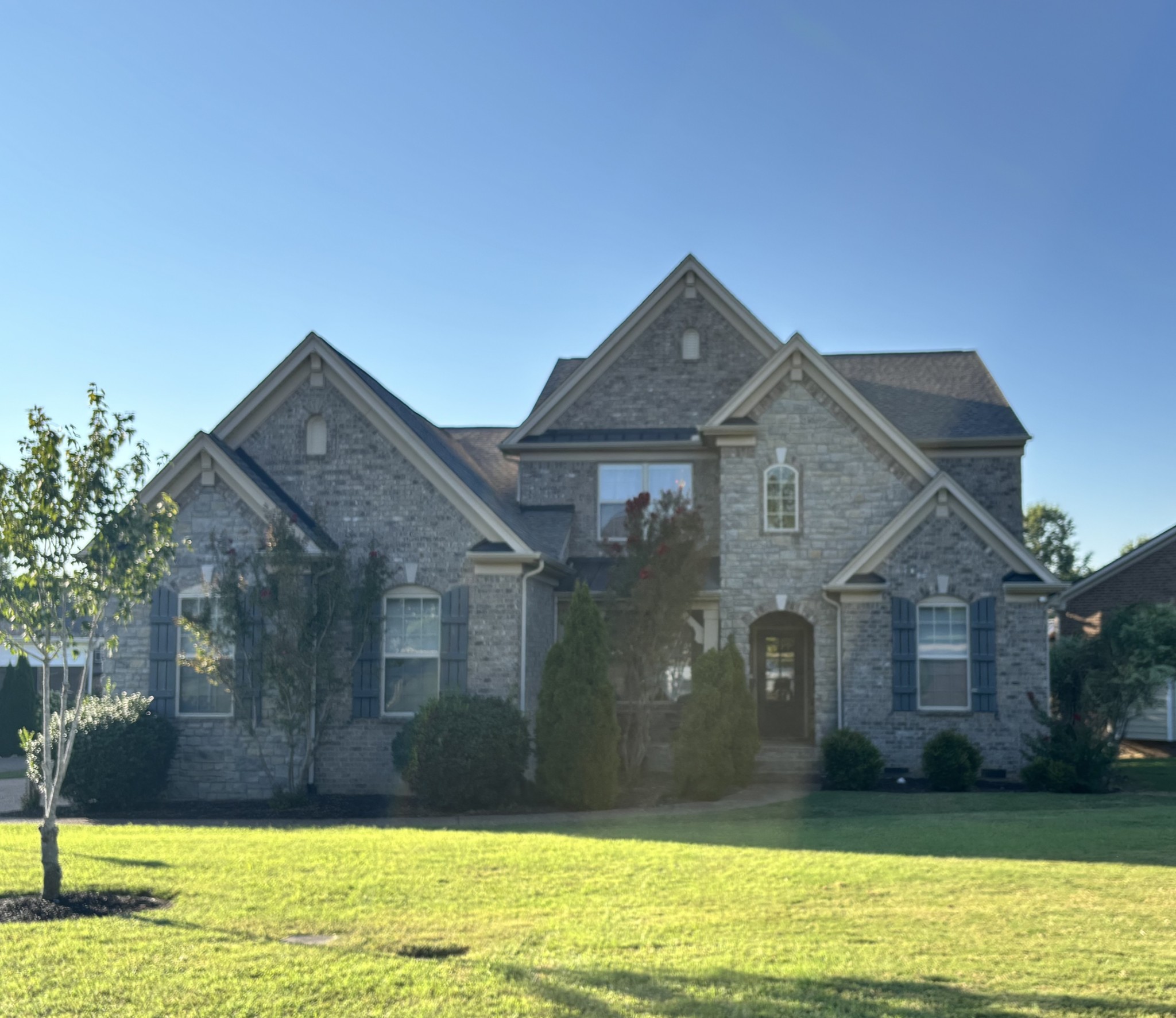 1081 Avery Trace Cir Property Photo 2