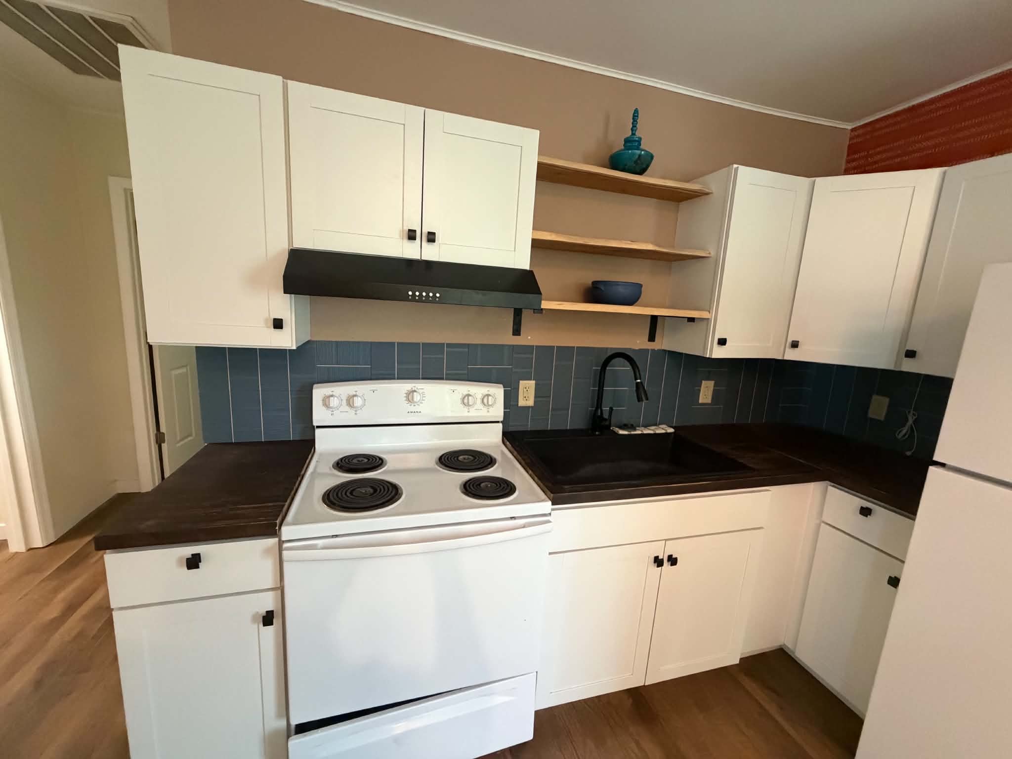 101 Joe St Property Photo 4