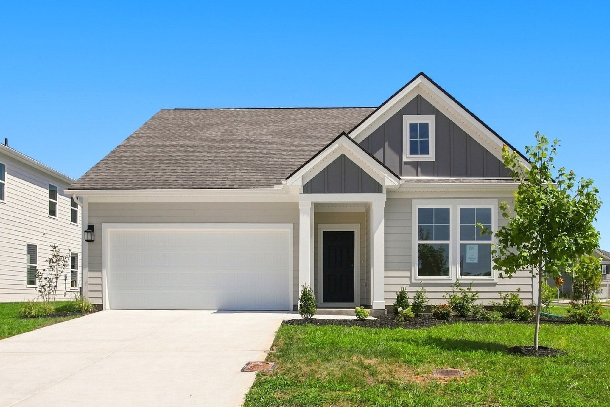 100 Ridgeview Drive Property Photo 1