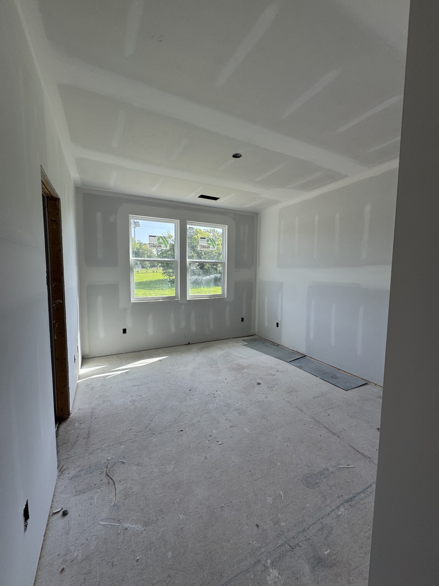 5013 Fairhaven Cir, N Property Photo 33