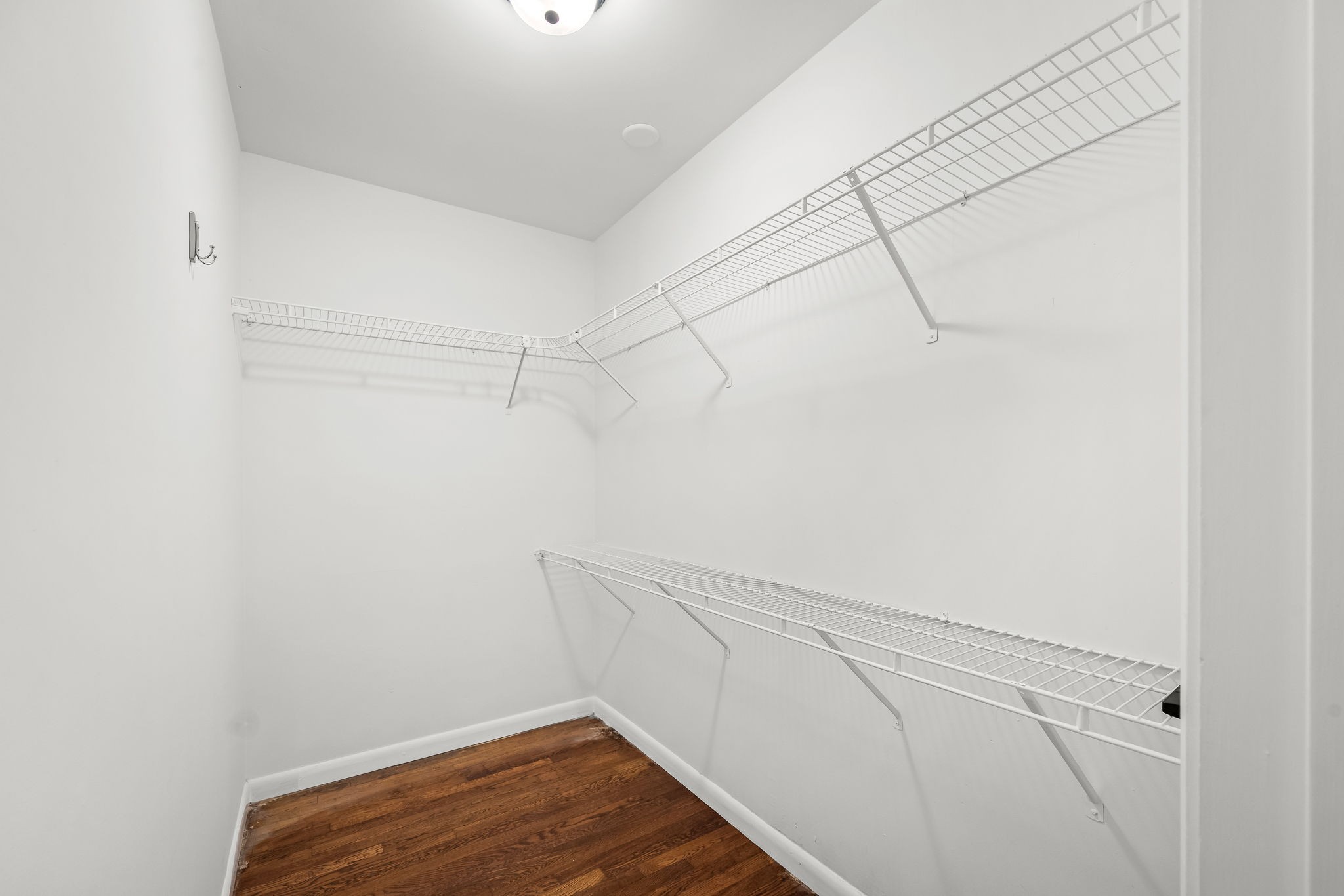 611 Thrush Pl Property Photo 11