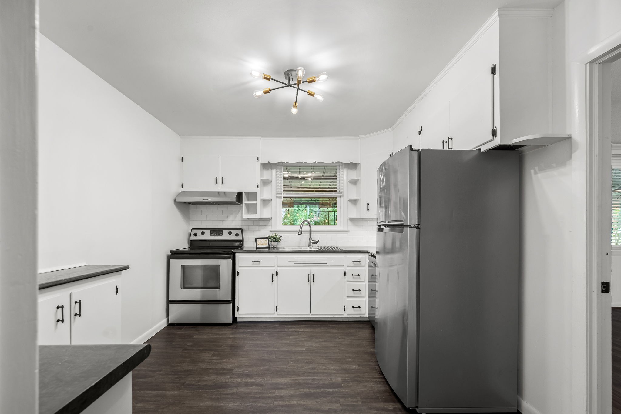 611 Thrush Pl Property Photo 17
