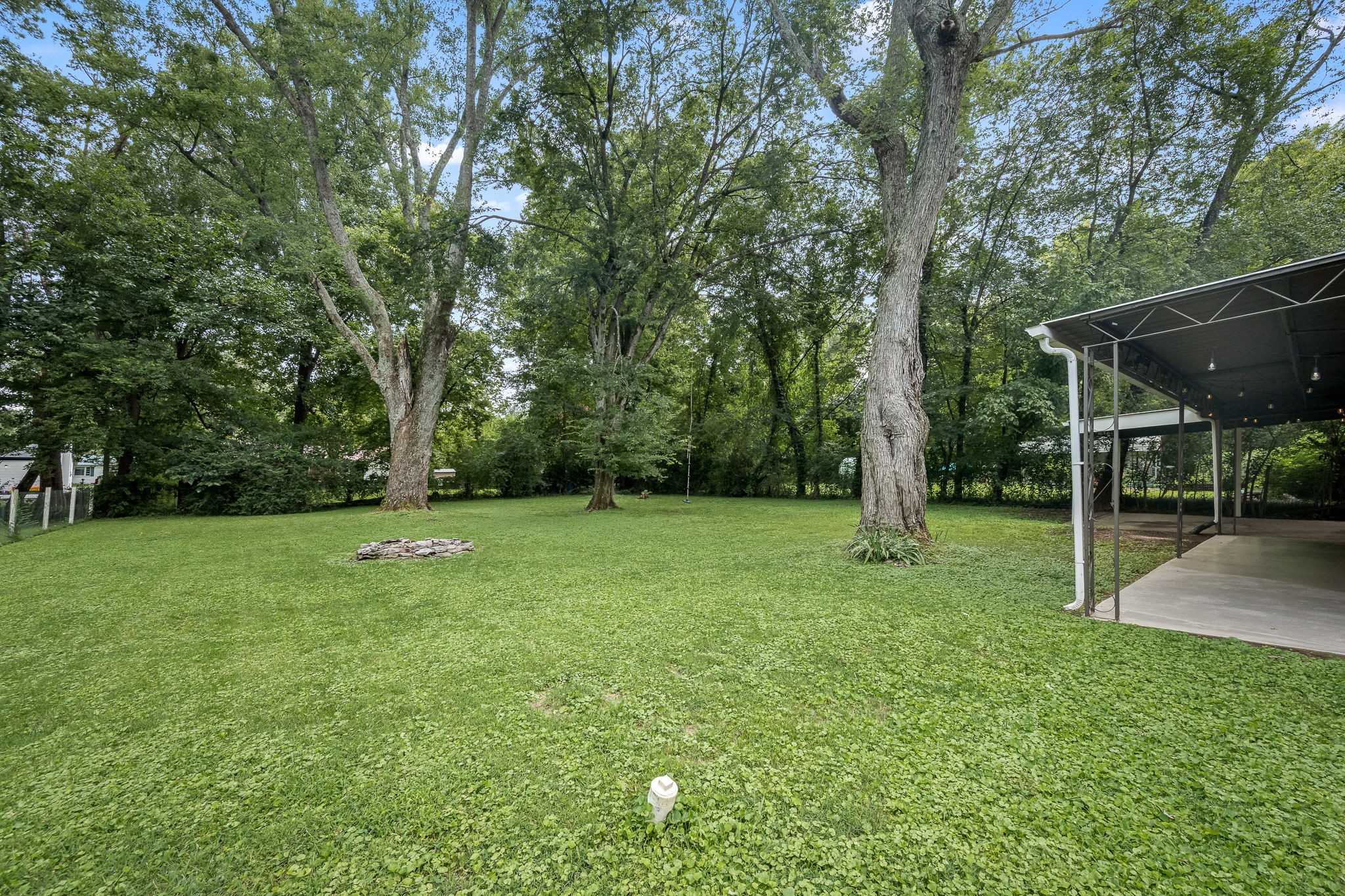 611 Thrush Pl Property Photo 26