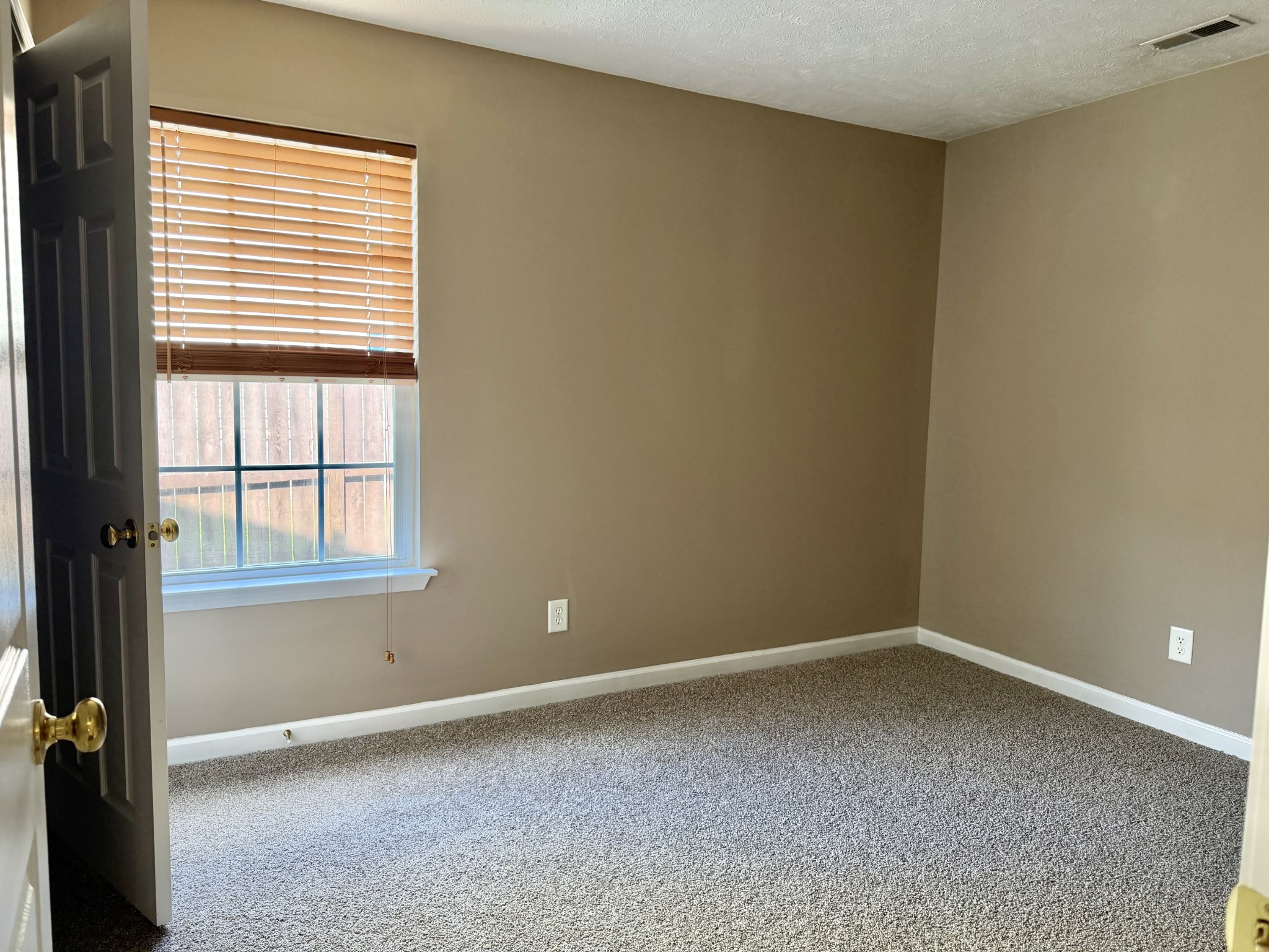 1204 Lakewalk Dr Property Photo 22