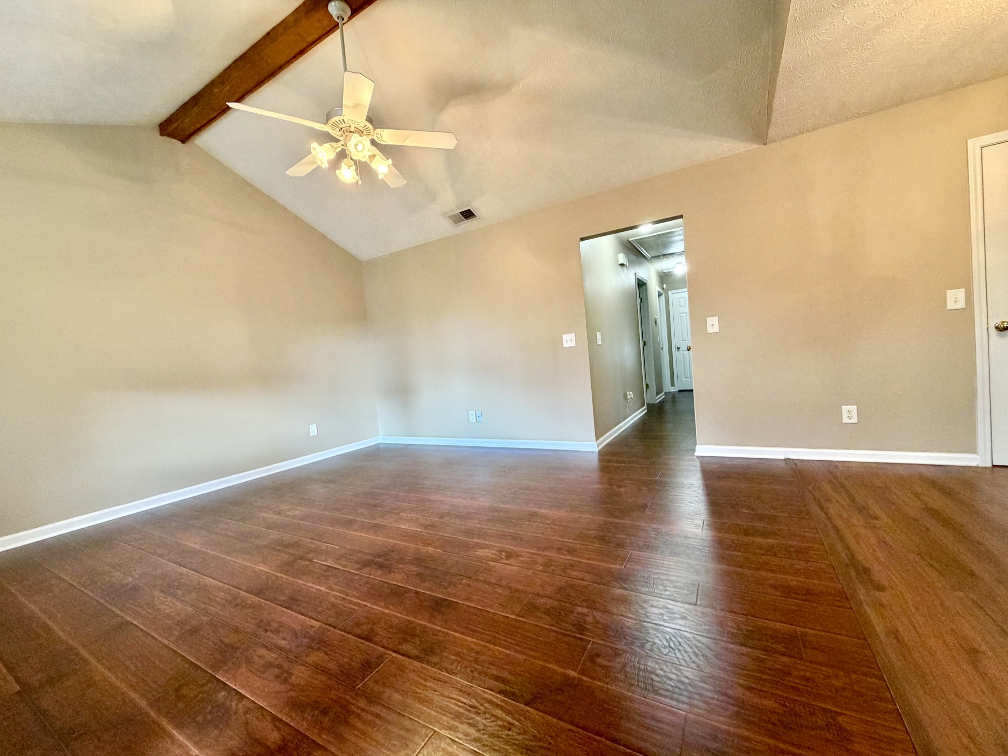 1204 Lakewalk Dr Property Photo 26