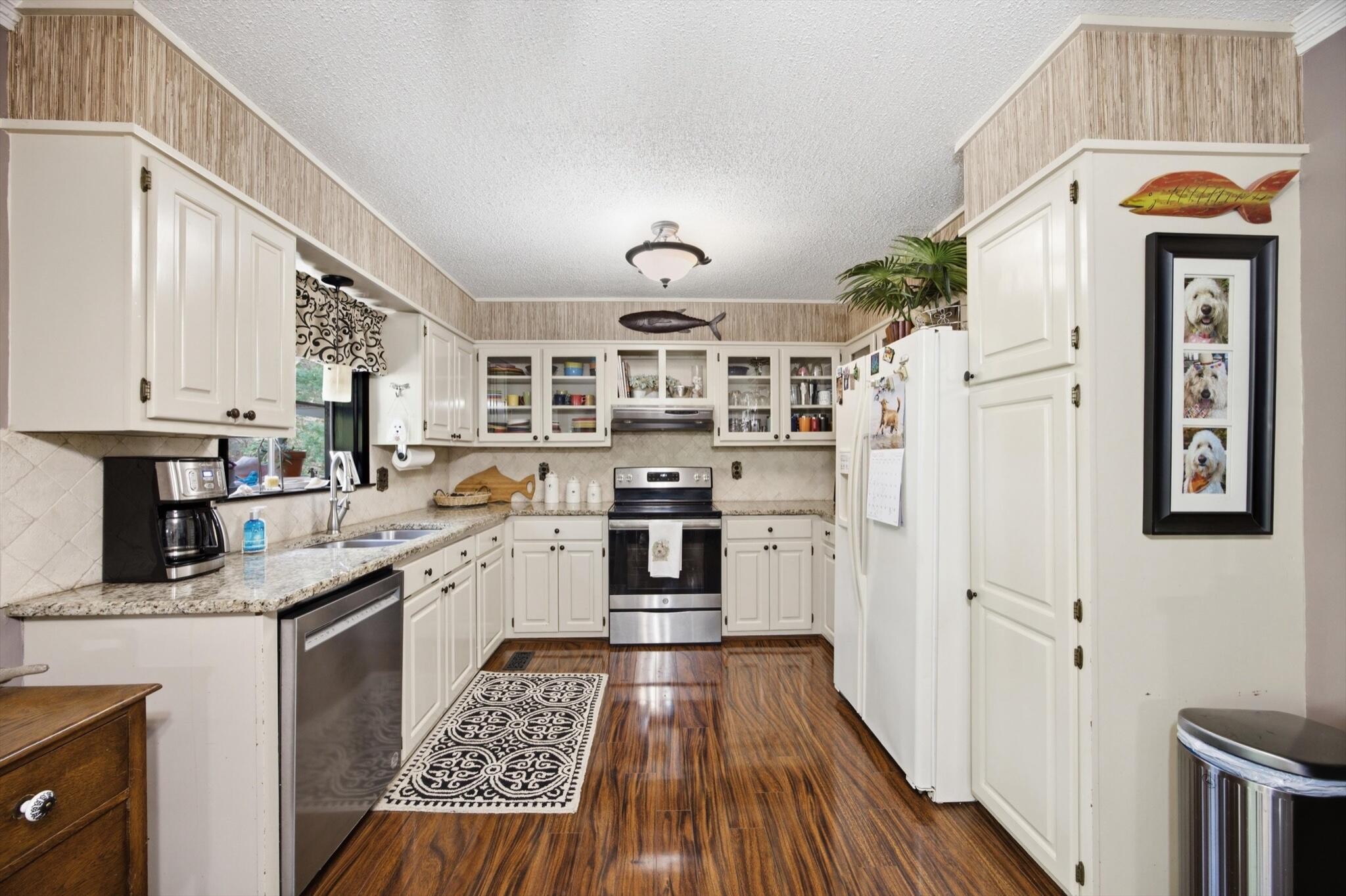 204 Carly Drive Property Photo 11
