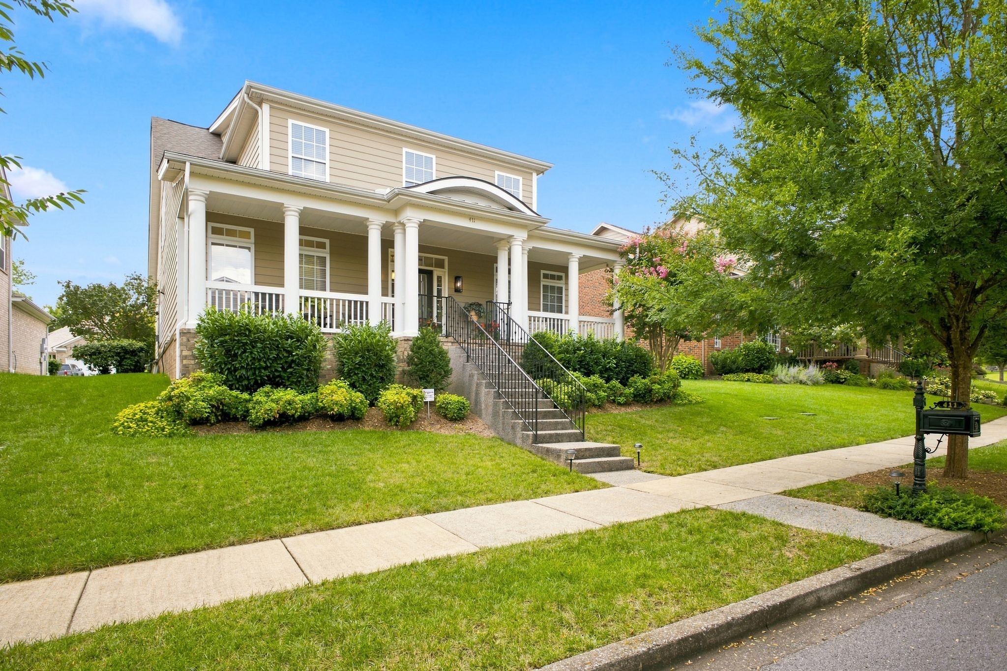 411 Wandering Trl Property Photo 3