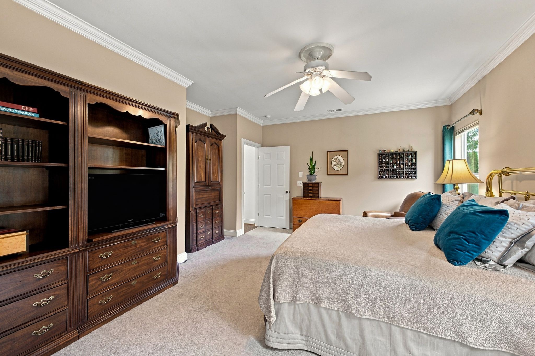 411 Wandering Trl Property Photo 21