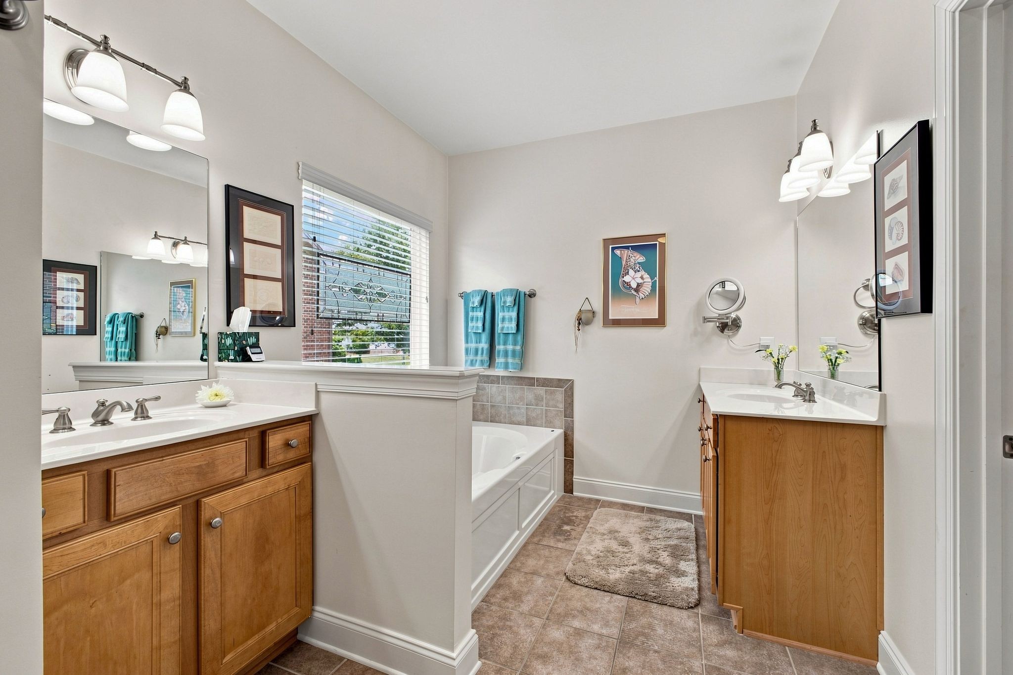 411 Wandering Trl Property Photo 23