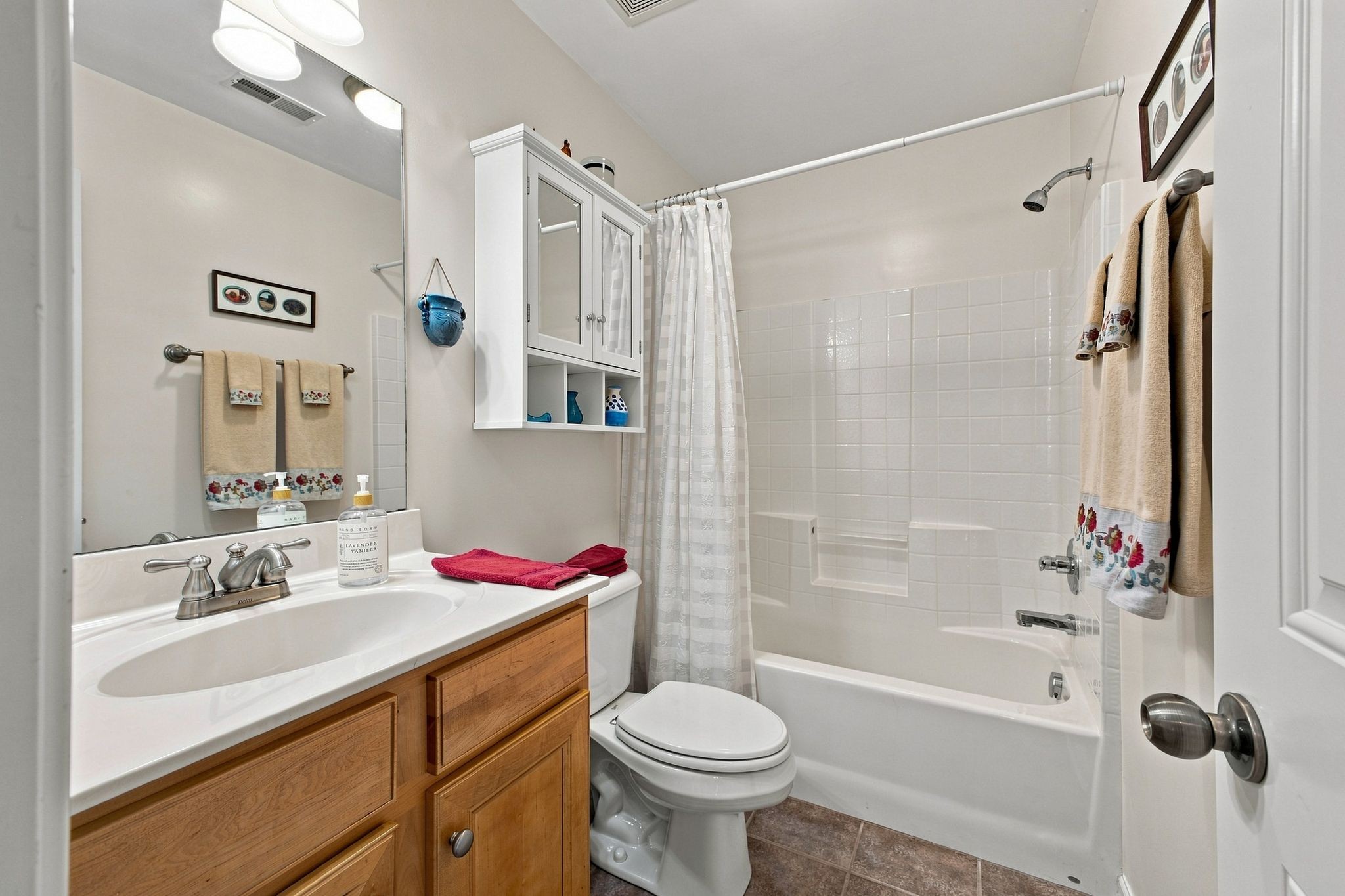 411 Wandering Trl Property Photo 35
