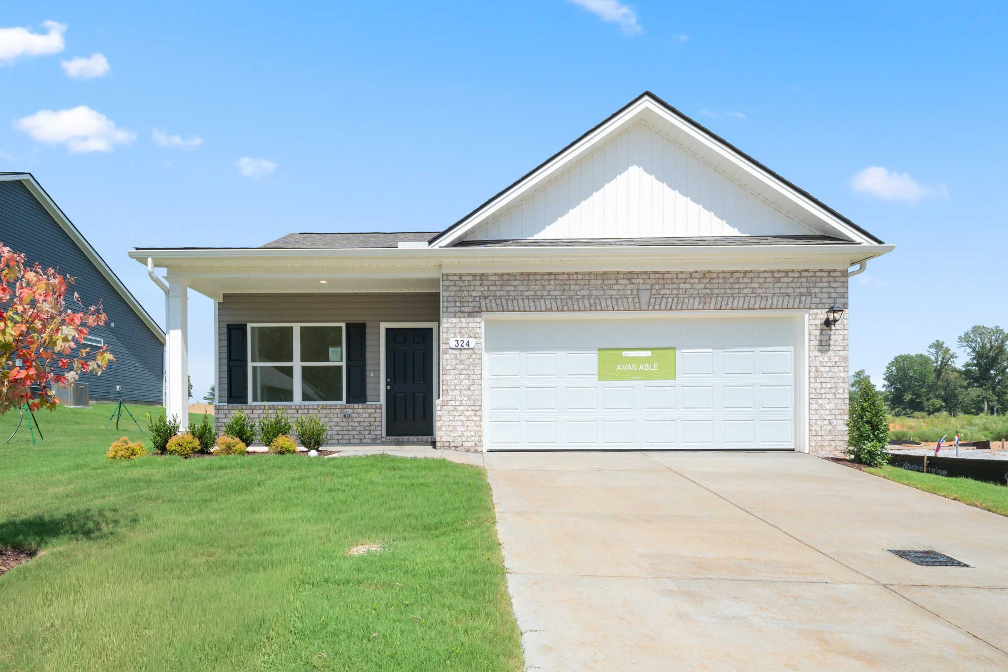 324 Claude Circle Property Photo 1