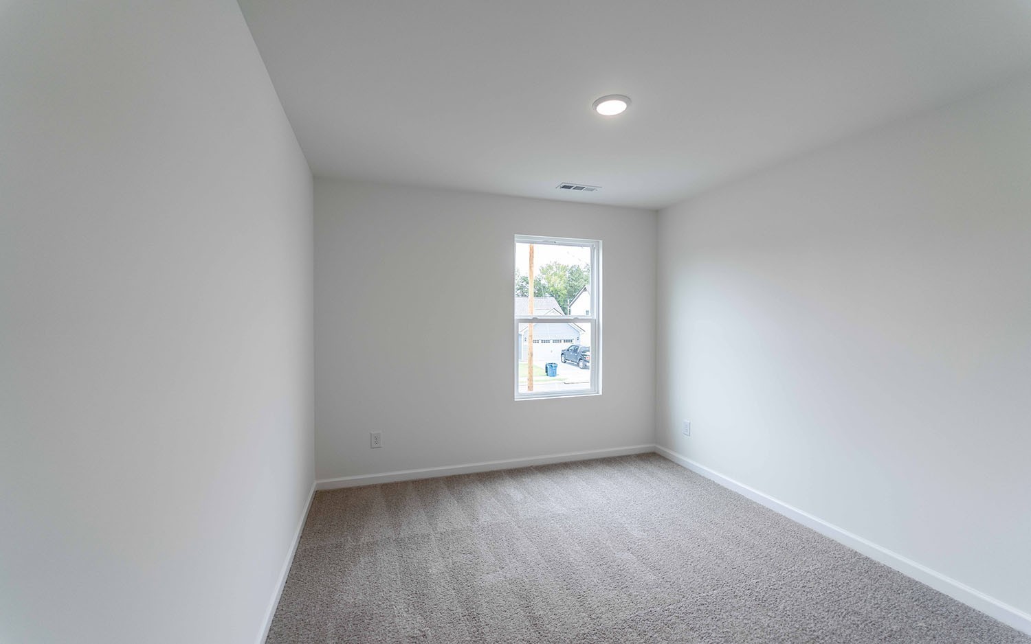 207 Stonehenge Circle Property Photo 10