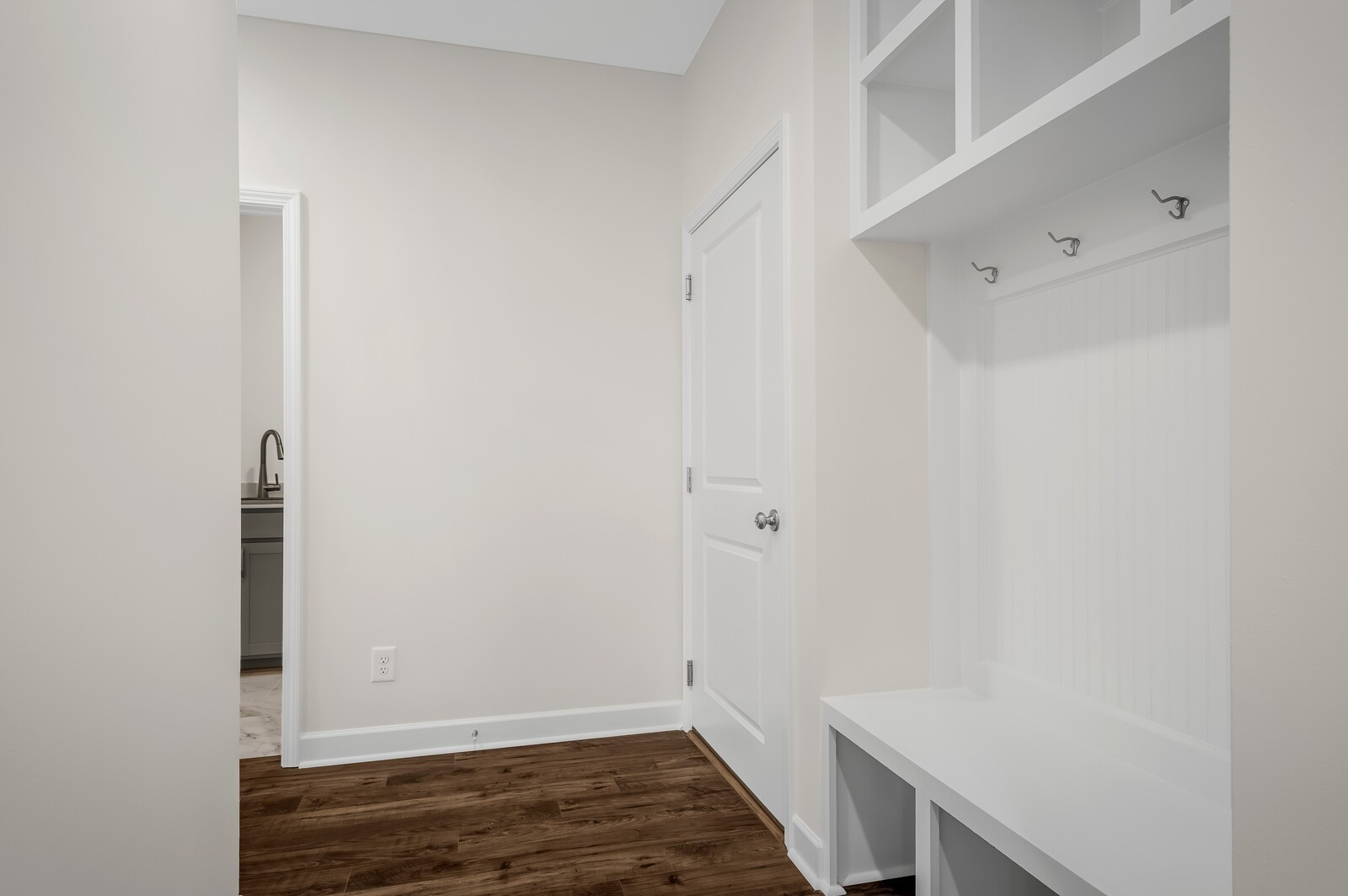 1733 Merkel Road Property Photo 27