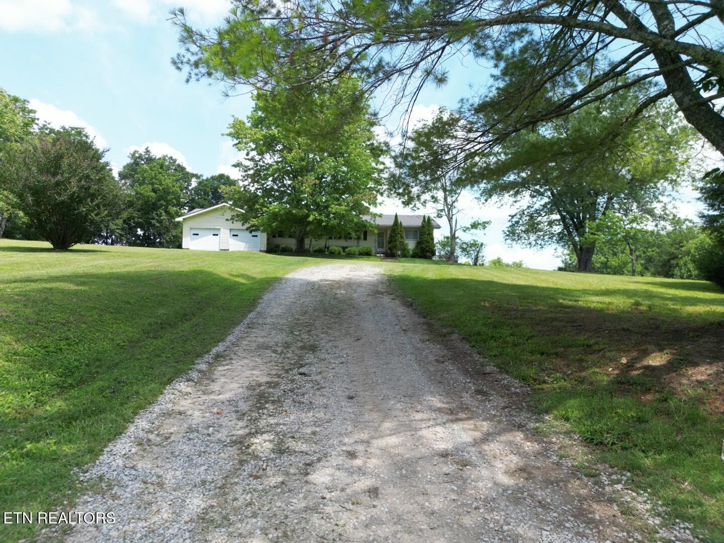 4357 Round Mountain Rd Property Photo 7