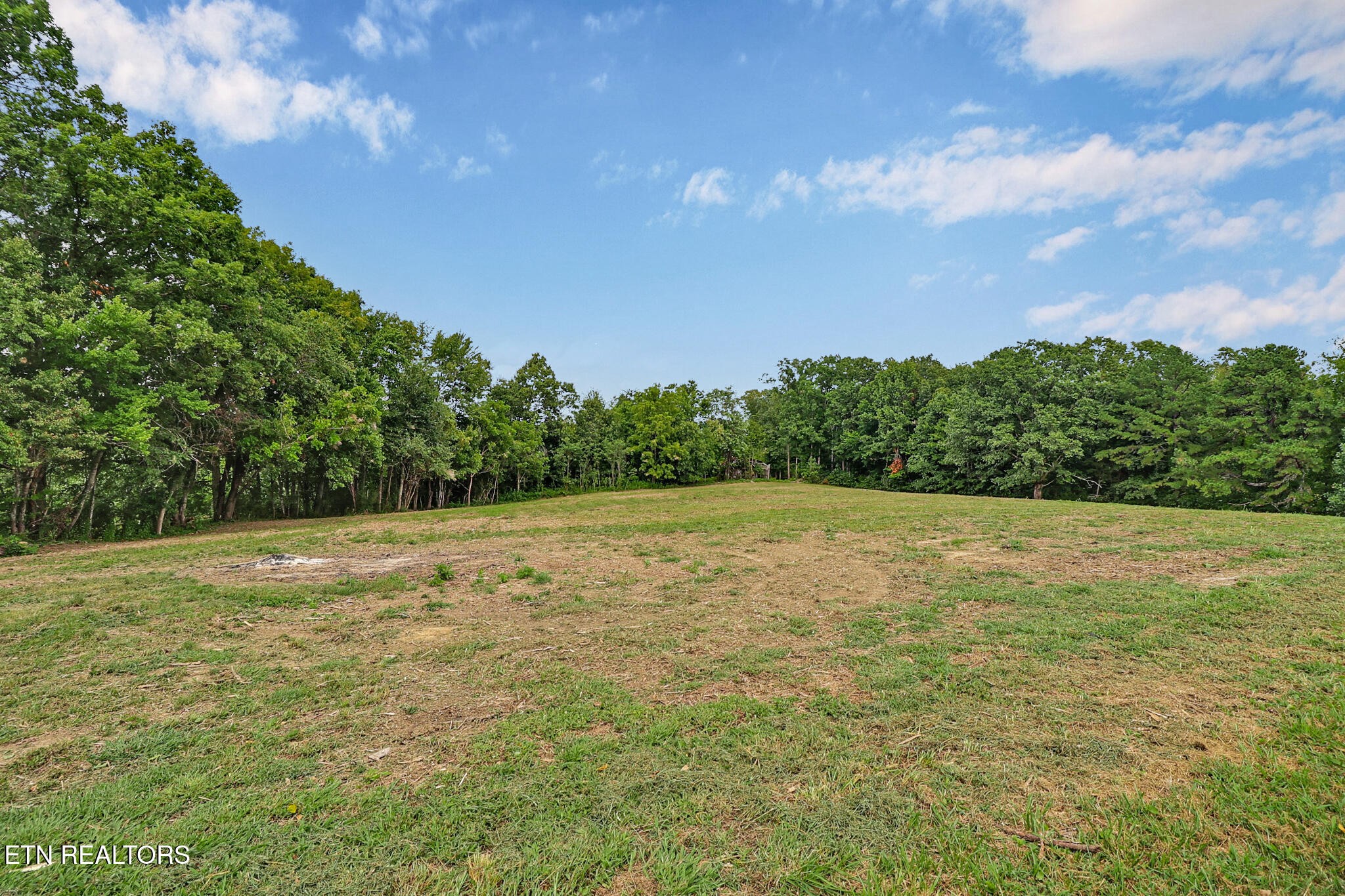 4357 Round Mountain Rd Property Photo 9