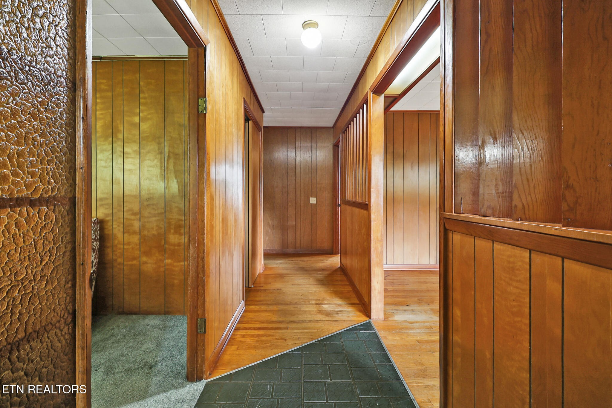 4357 Round Mountain Rd Property Photo 11