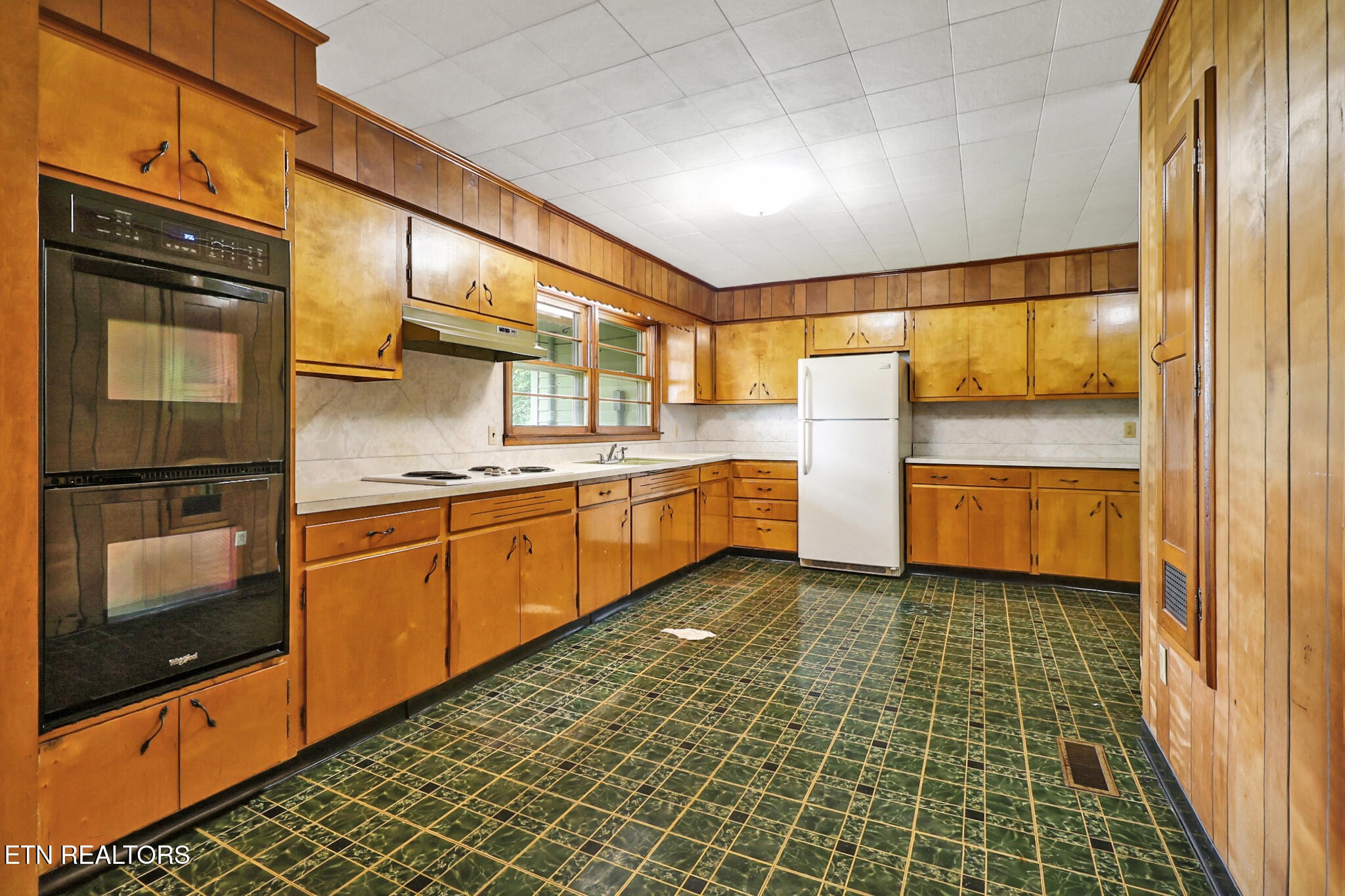 4357 Round Mountain Rd Property Photo 16