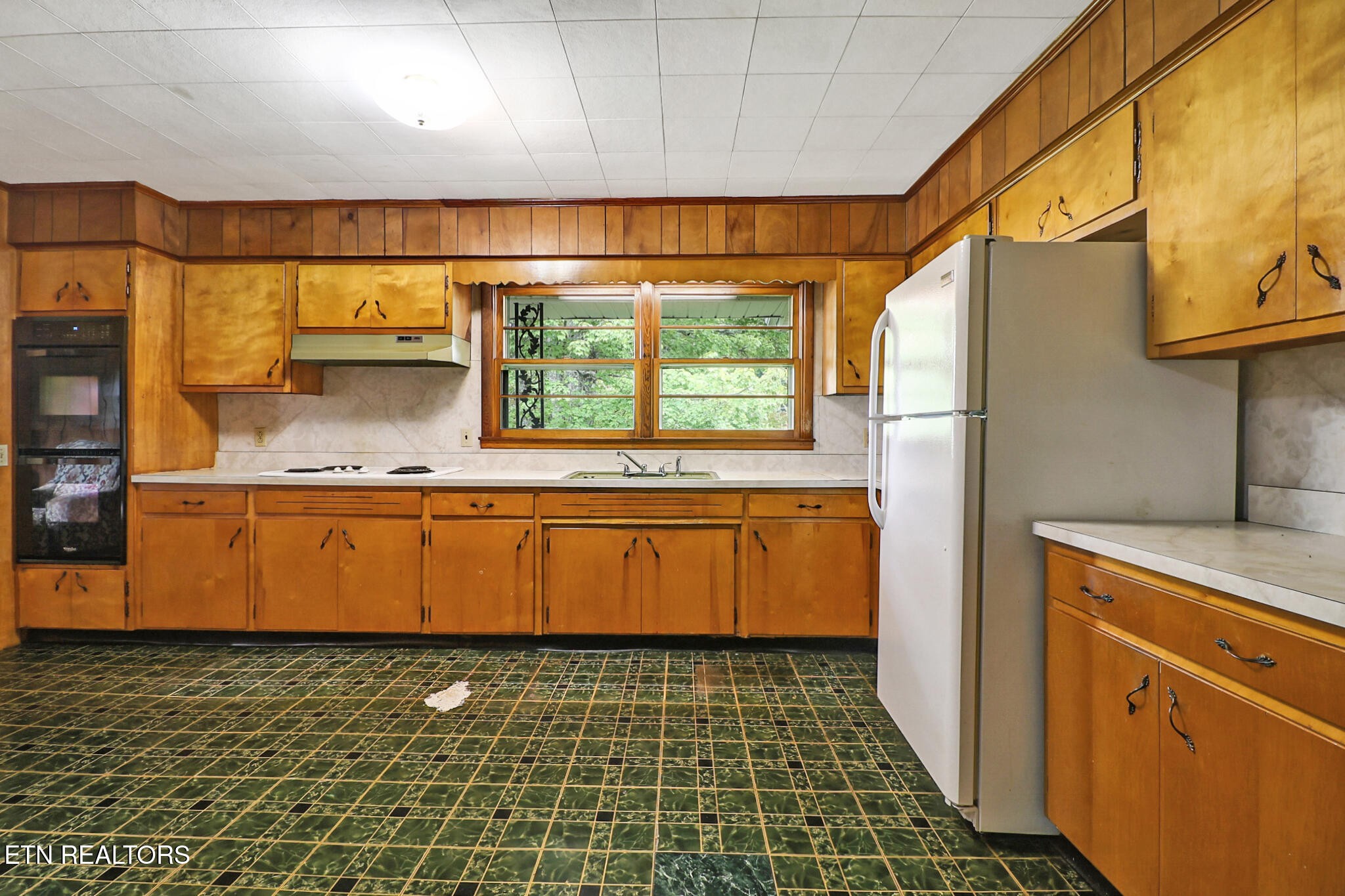4357 Round Mountain Rd Property Photo 17
