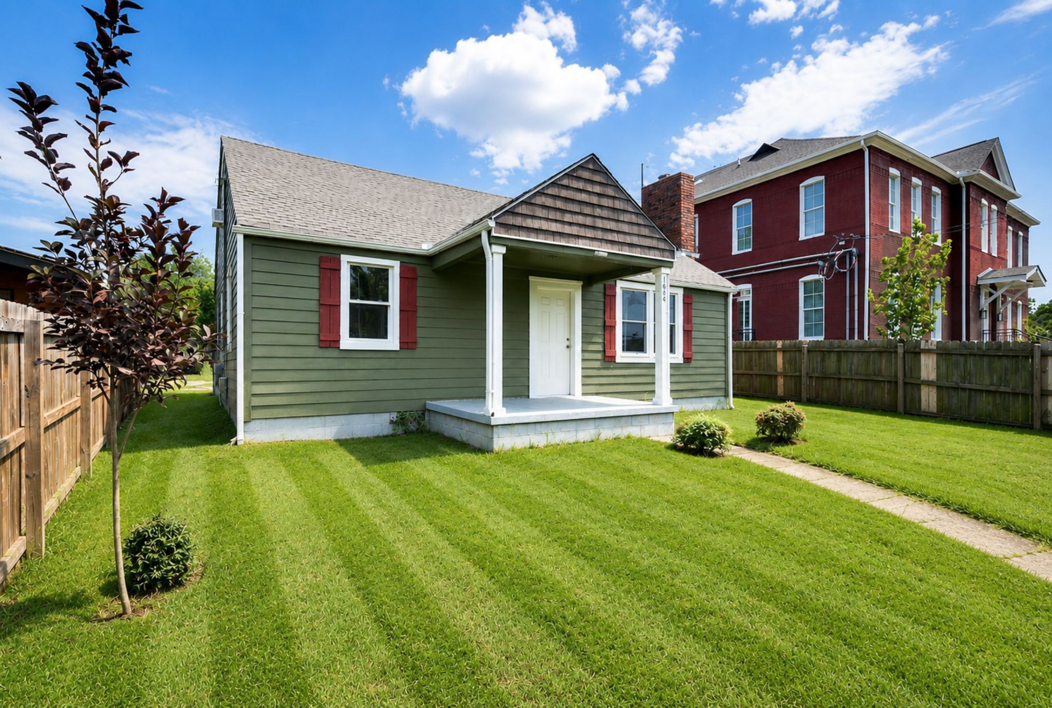 1604 10th Ave, N Property Photo 1
