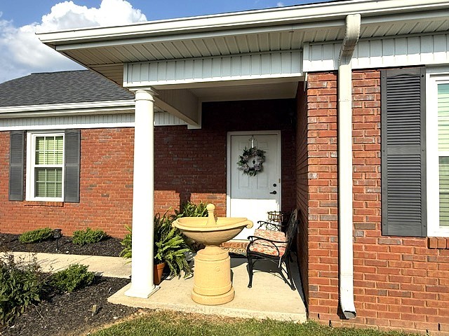 102 Horseshoe Ct Property Photo 10