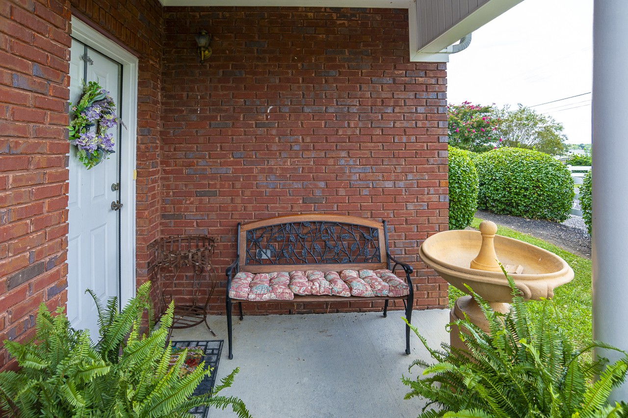 102 Horseshoe Ct Property Photo 11