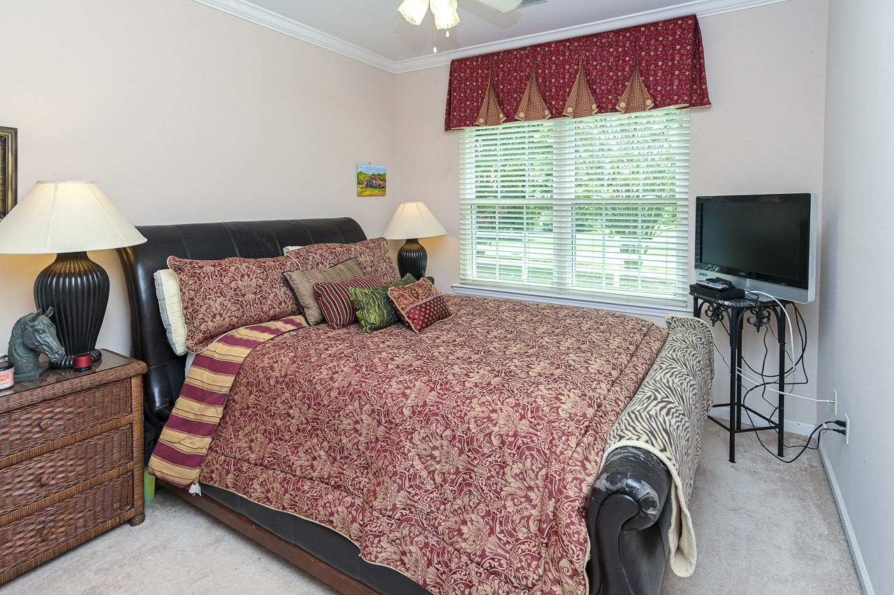 102 Horseshoe Ct Property Photo 34