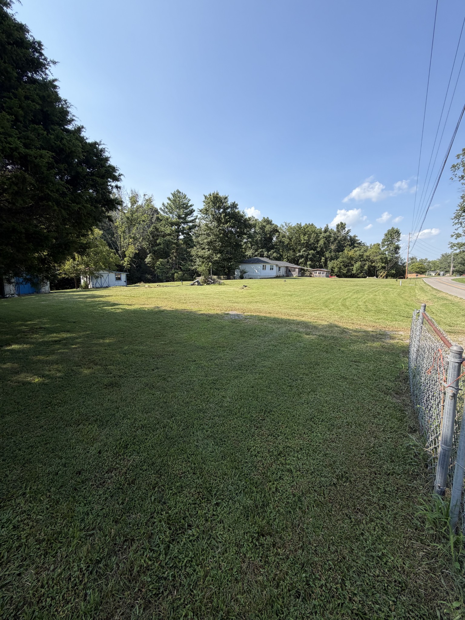 3670 Lake Rd Property Photo 5