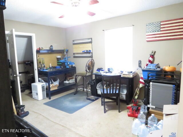 206 Heuer St Property Photo 13