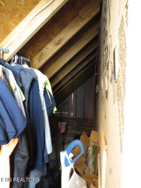 206 Heuer St Property Photo 17