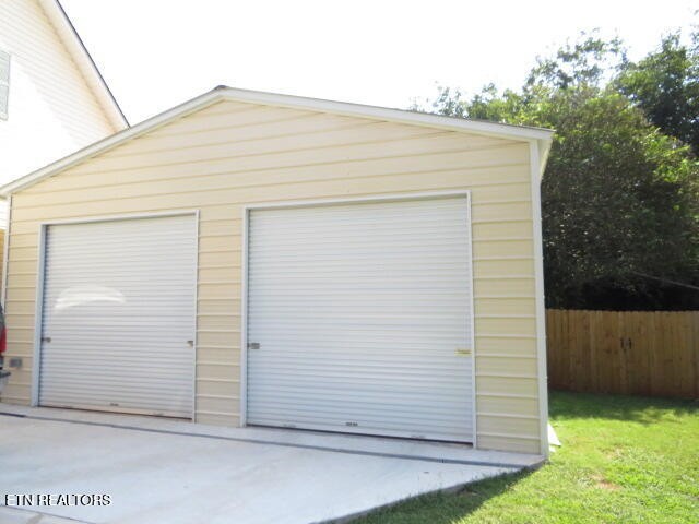 206 Heuer St Property Photo 20