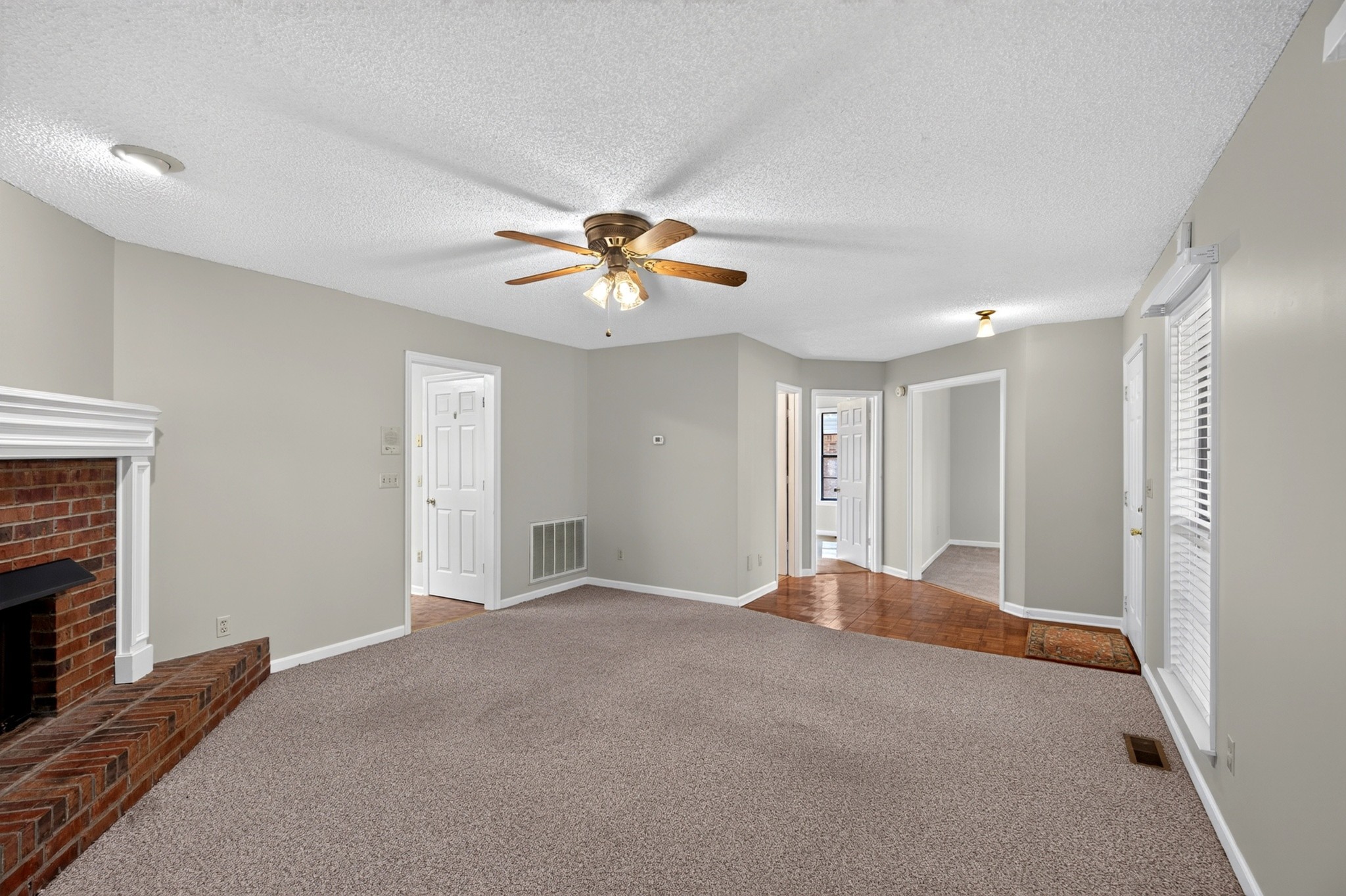 519 Winthorne Ct Property Photo 6