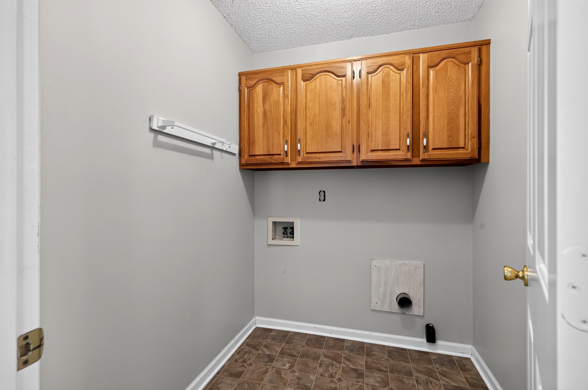 519 Winthorne Ct Property Photo 23