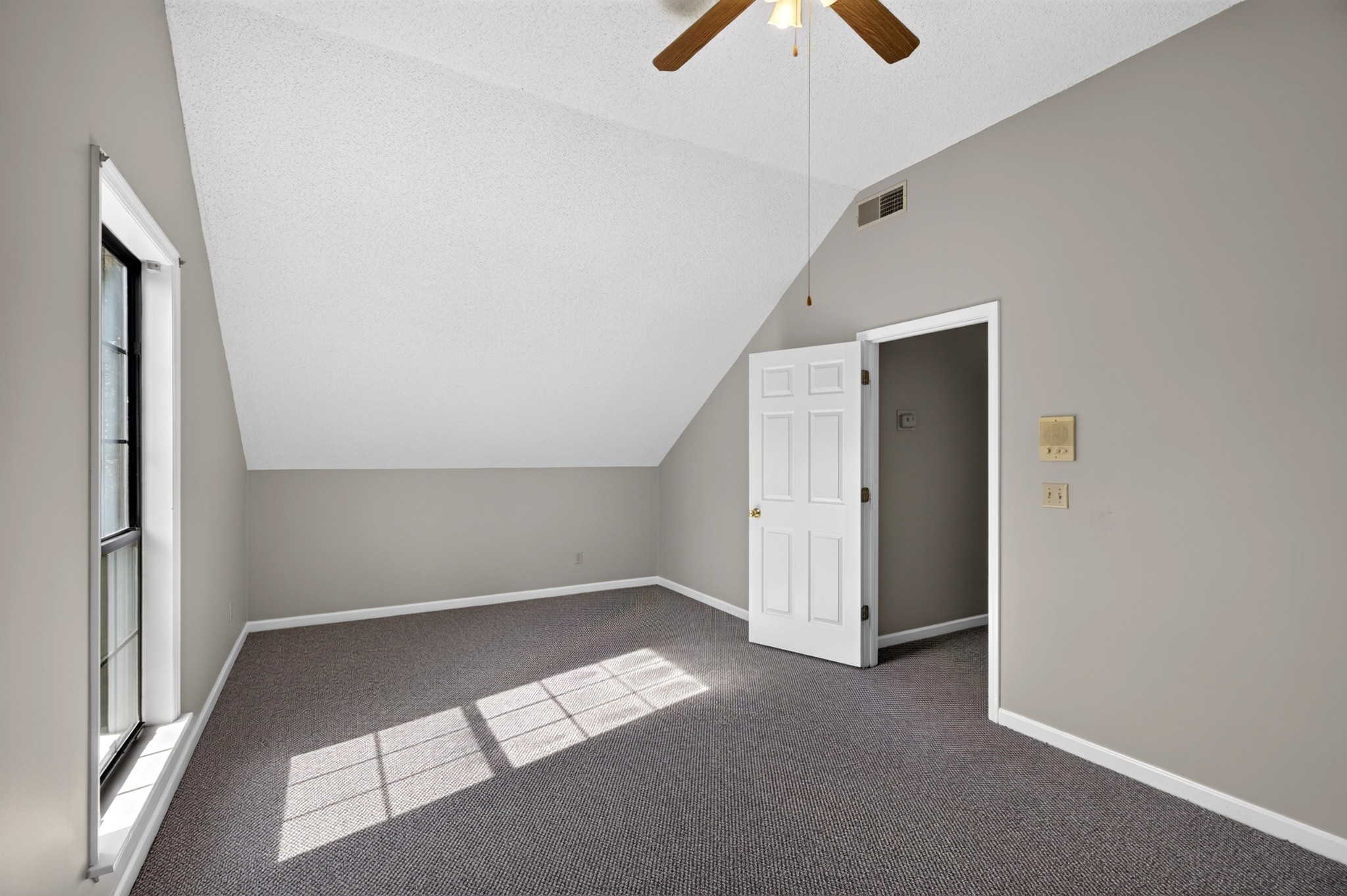 519 Winthorne Ct Property Photo 30