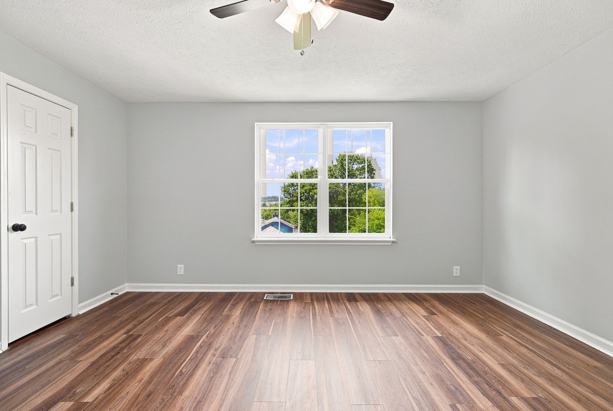 3245 Luann Dr Property Photo 16