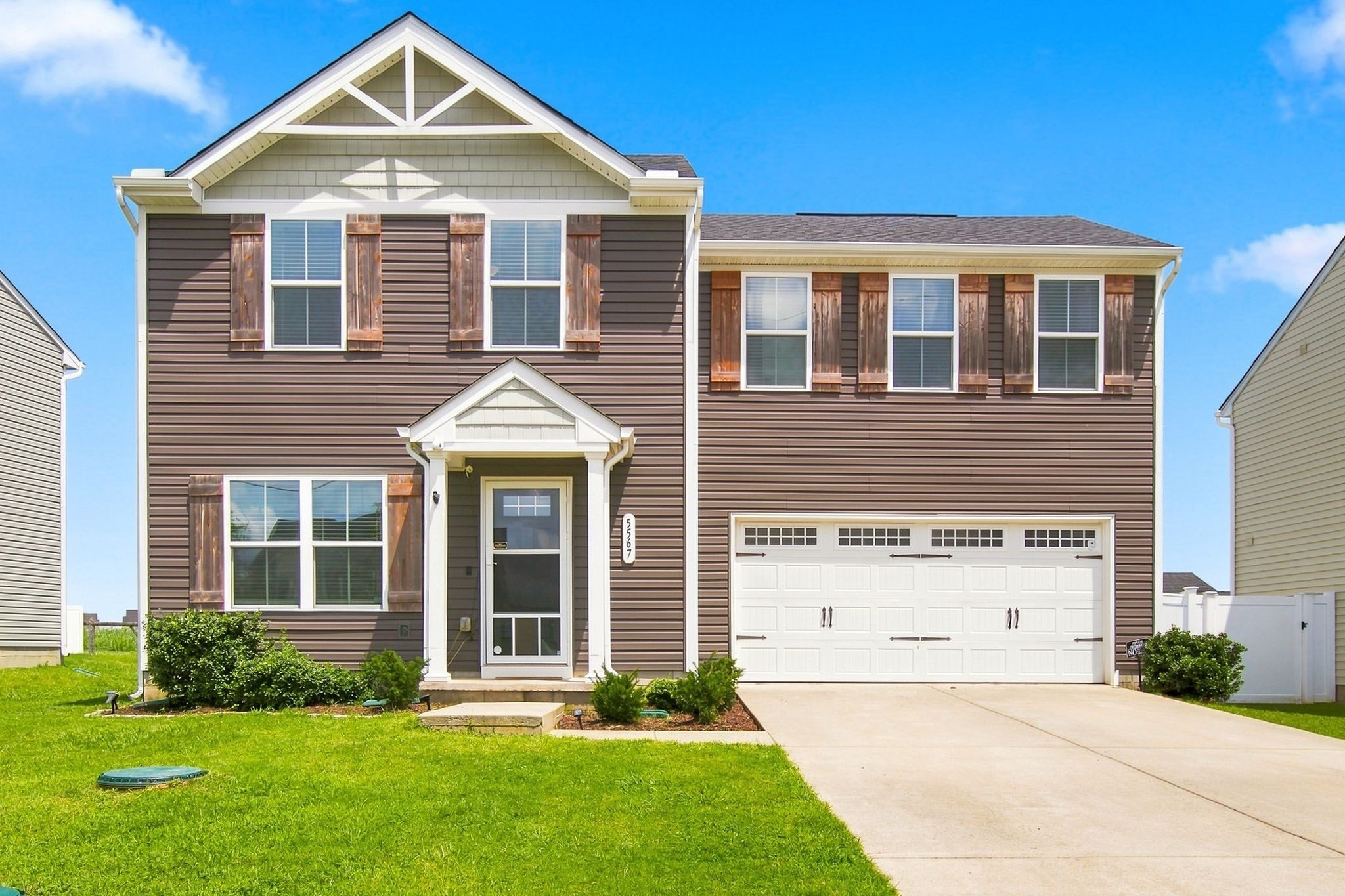 5567 Compass Way Property Photo 1