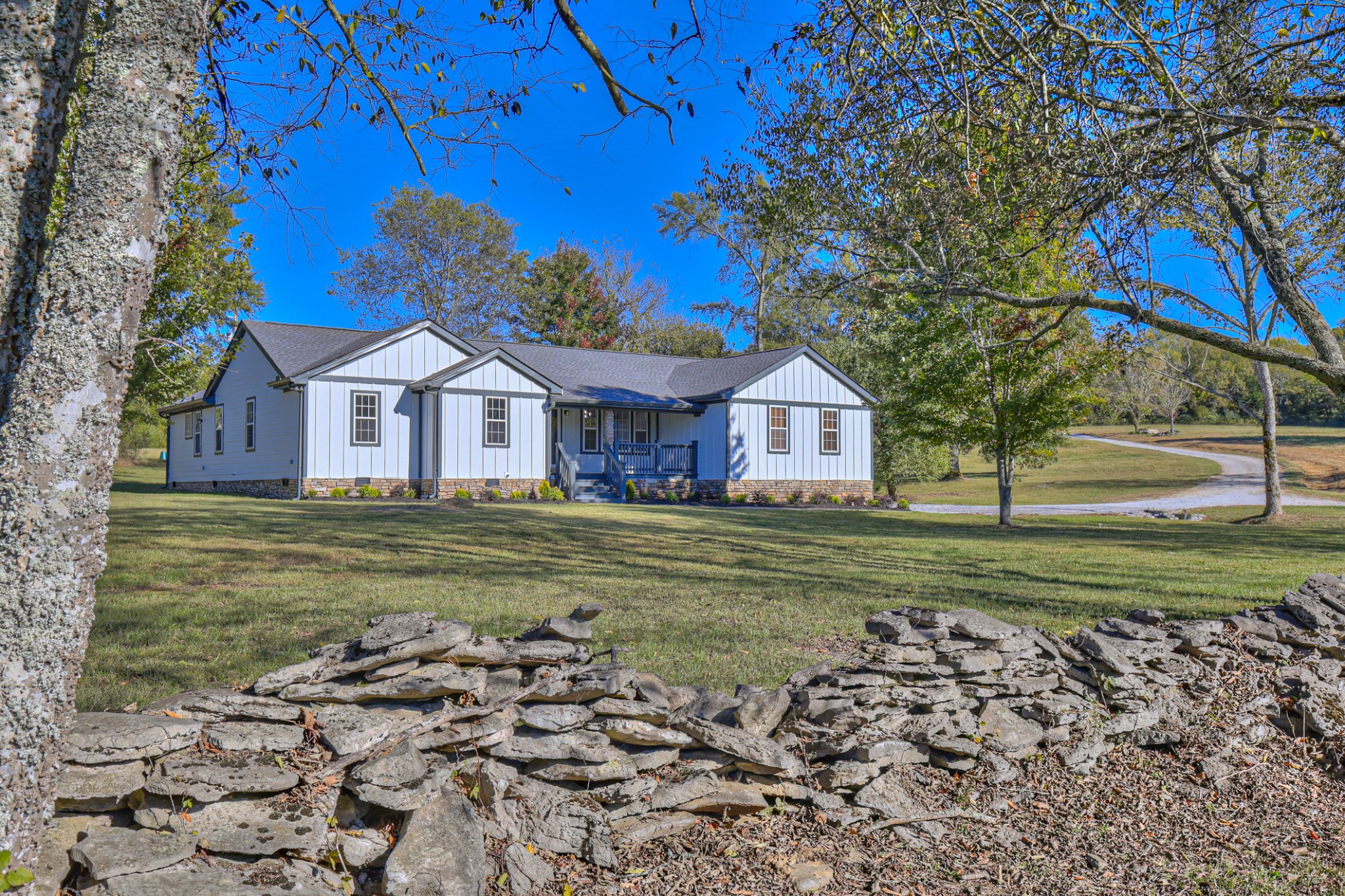 1380 Haley Rd Property Photo 1