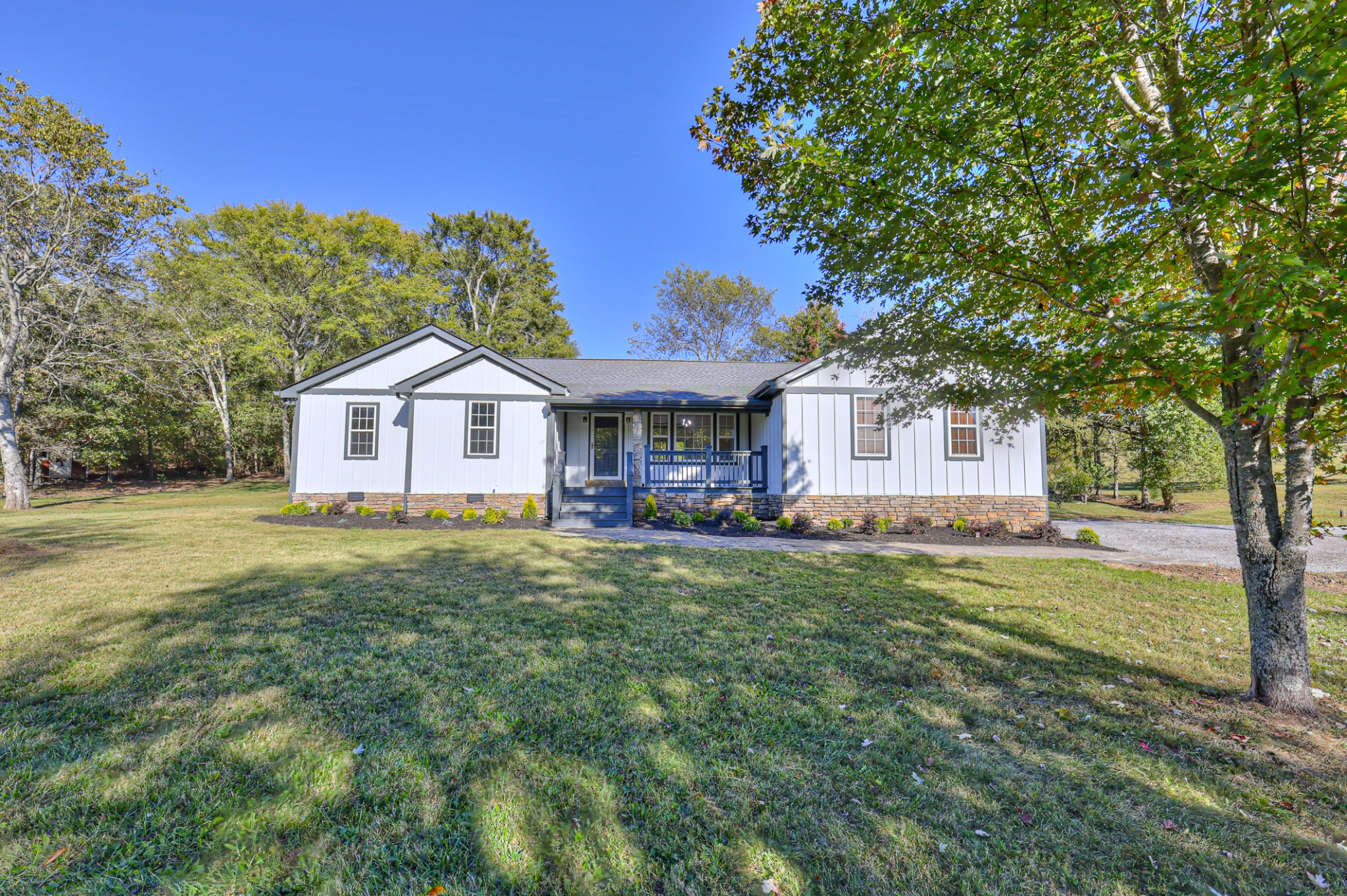 1380 Haley Rd Property Photo 8