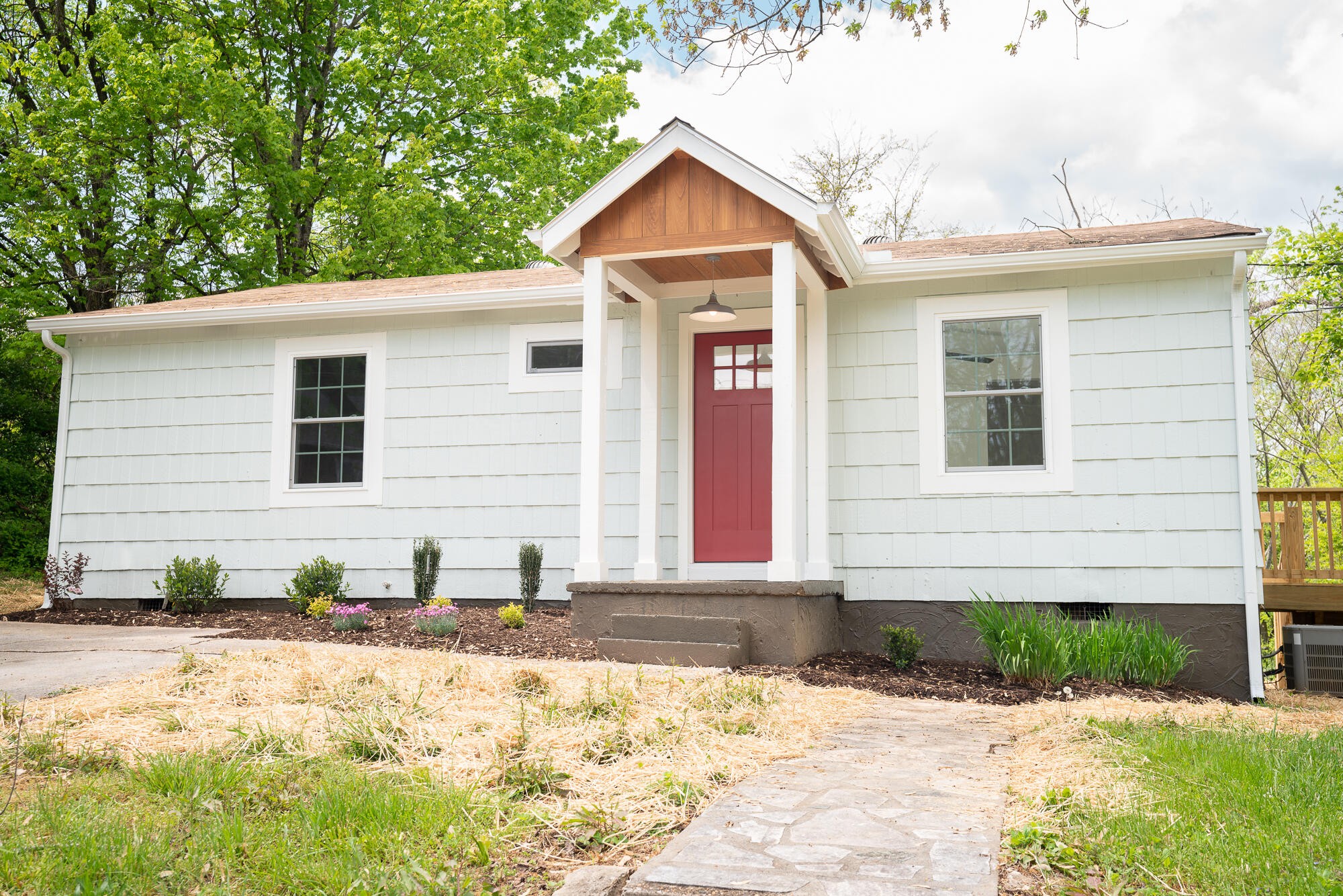 2519 Maple Drive Property Photo 1