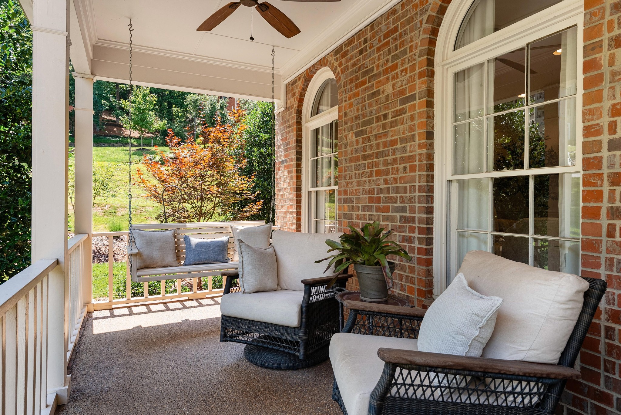 6104 Wendover Gln Property Photo 4