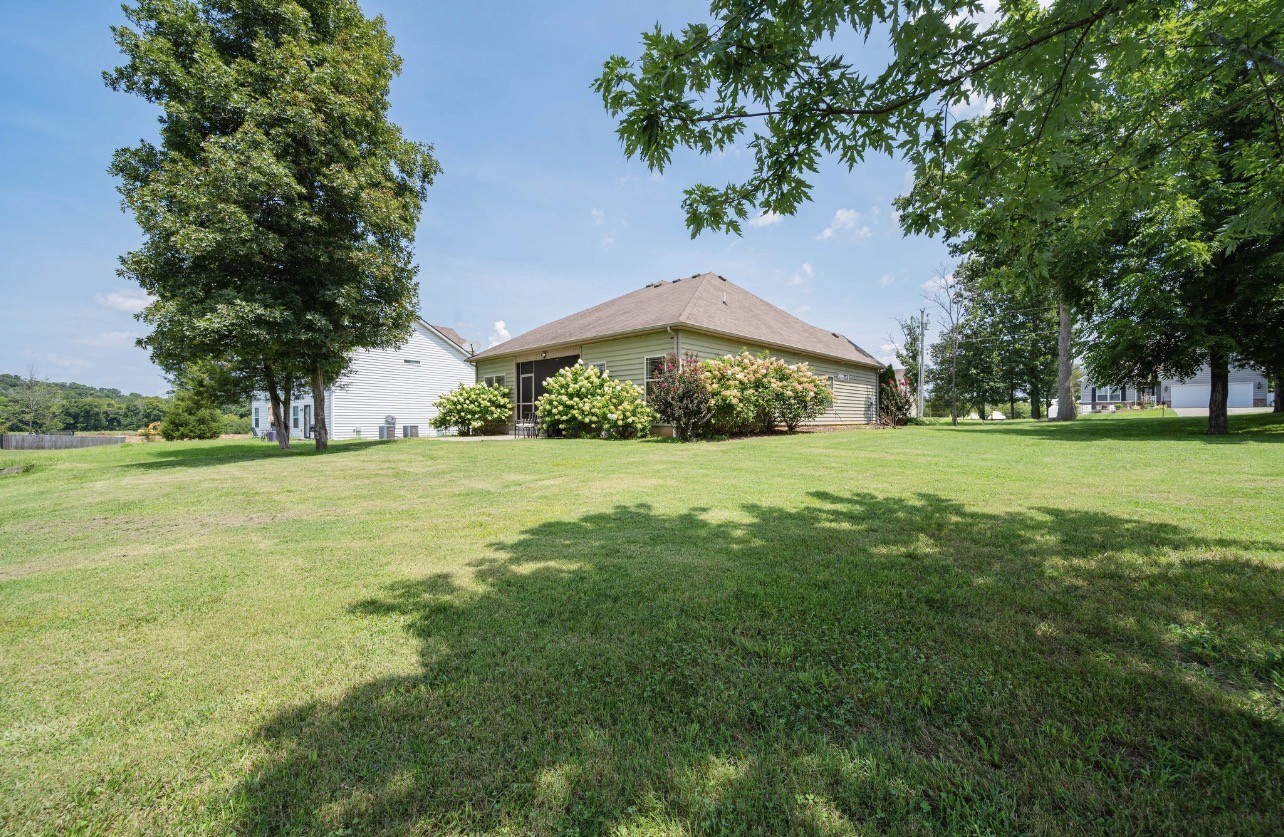 813 Silverhill Dr Property Photo 39