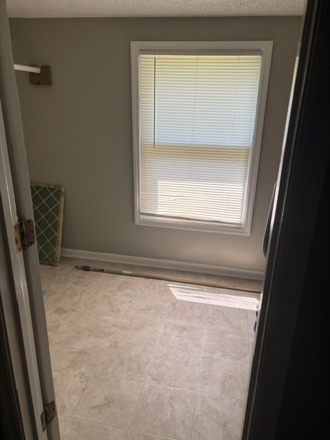 320 S Kings Hwy Property Photo 7