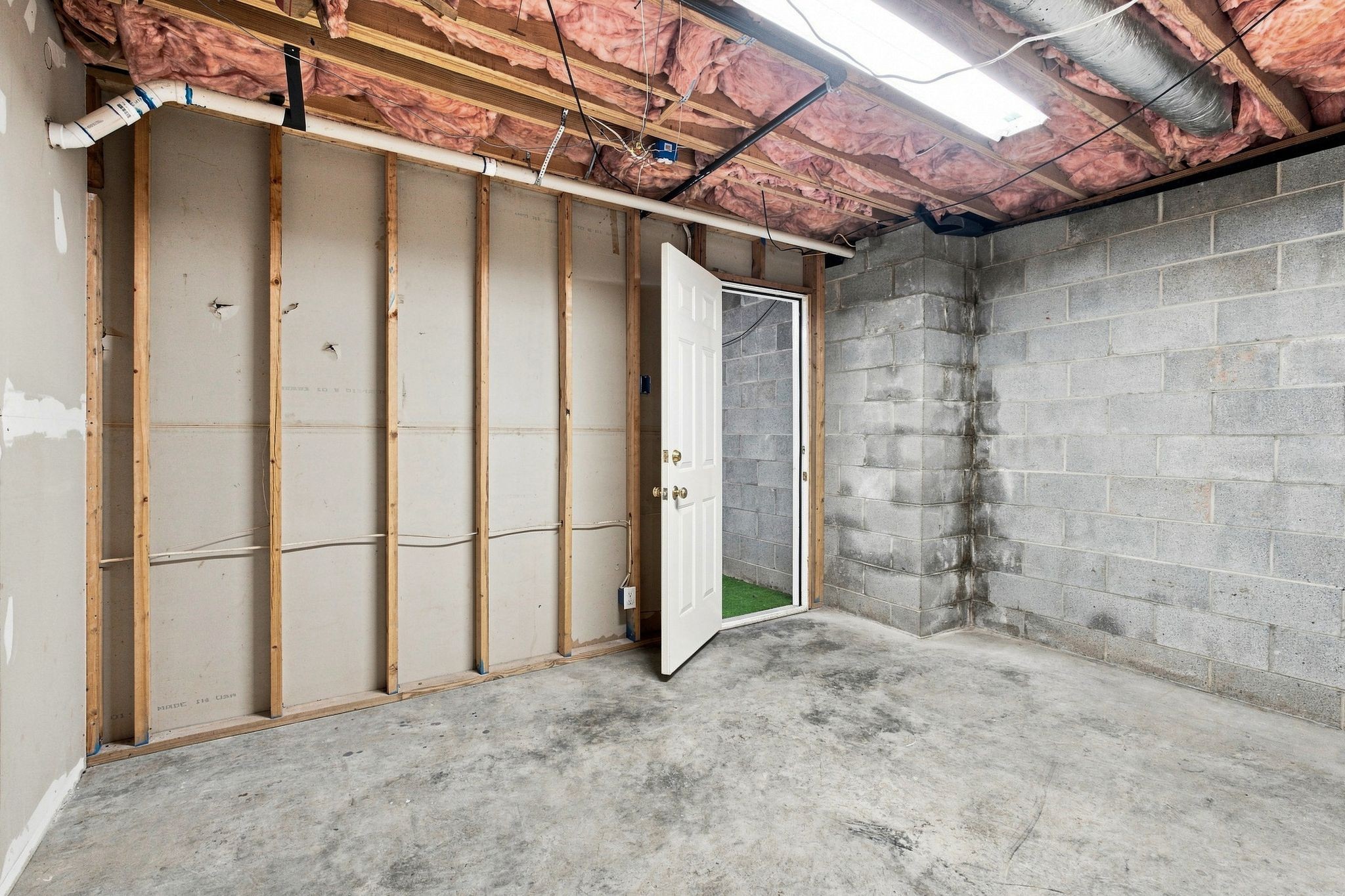1032 Trainer Ave Property Photo 11