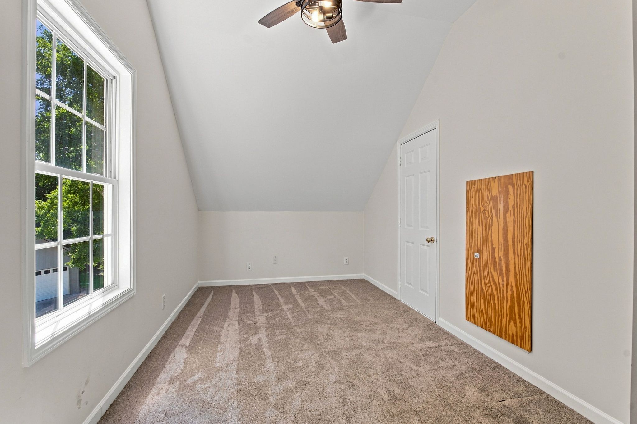 1032 Trainer Ave Property Photo 48