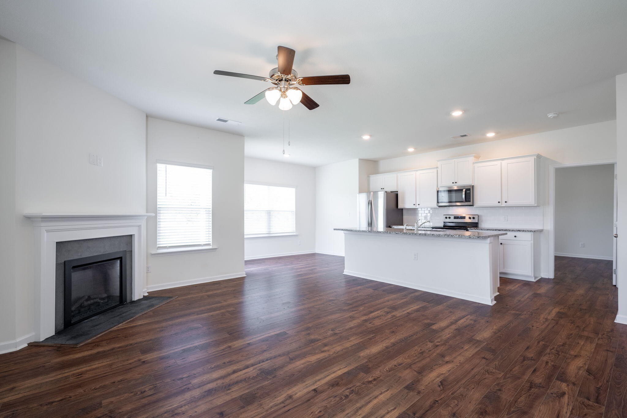 2411 Tournament Drive Property Photo 8