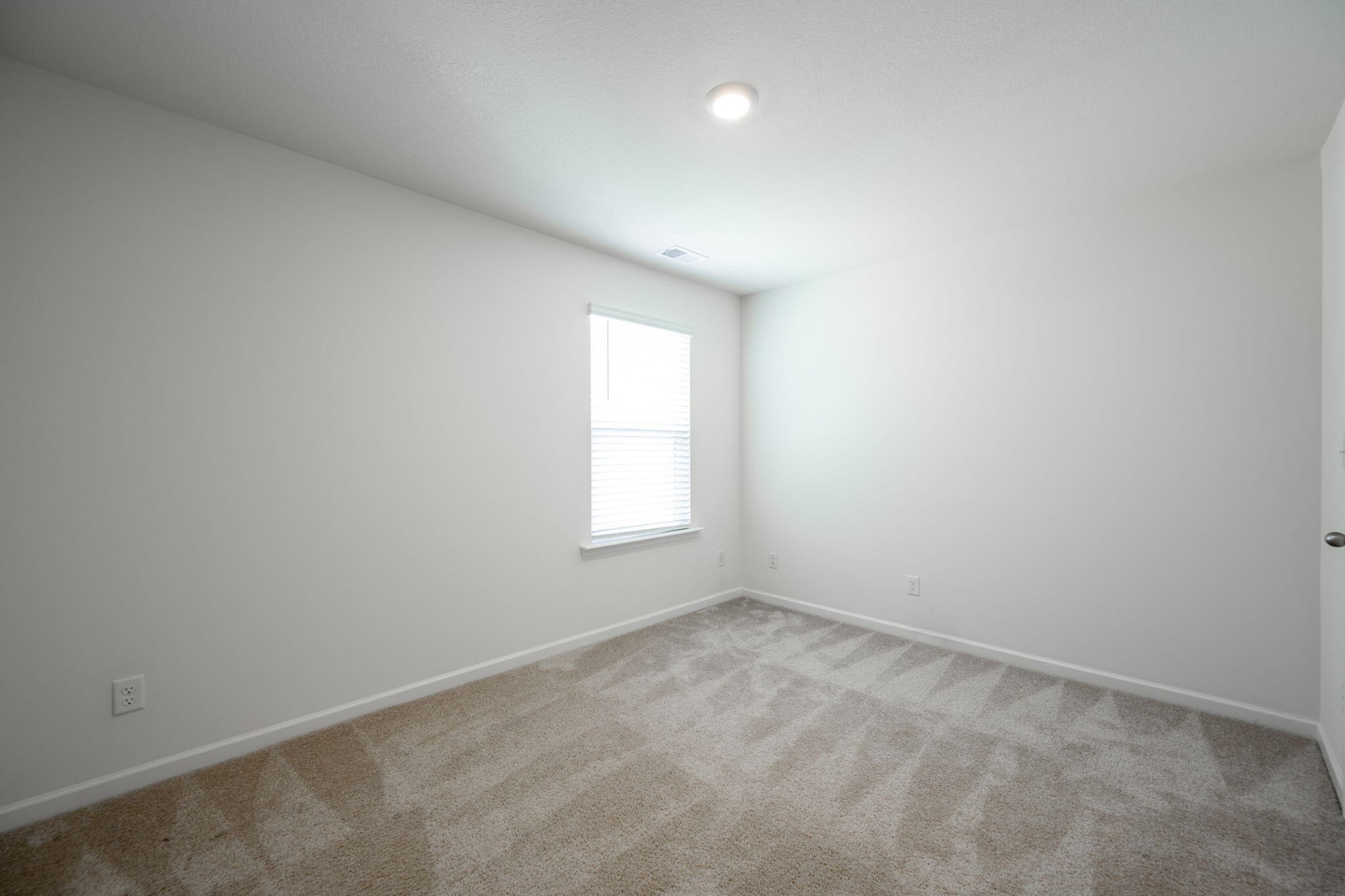 2411 Tournament Drive Property Photo 20