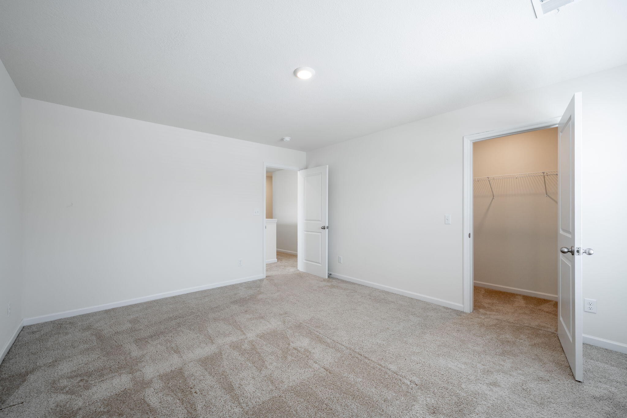 2411 Tournament Drive Property Photo 27