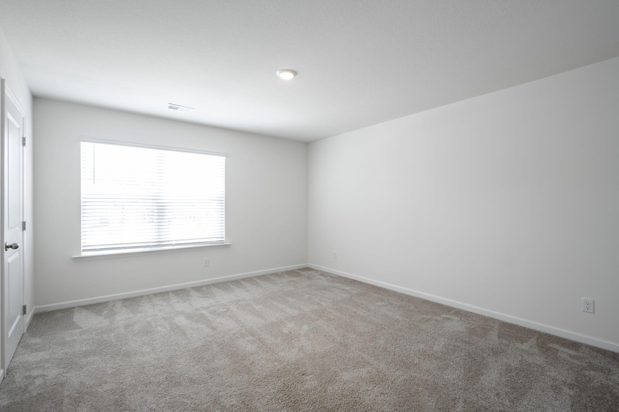 2411 Tournament Drive Property Photo 28