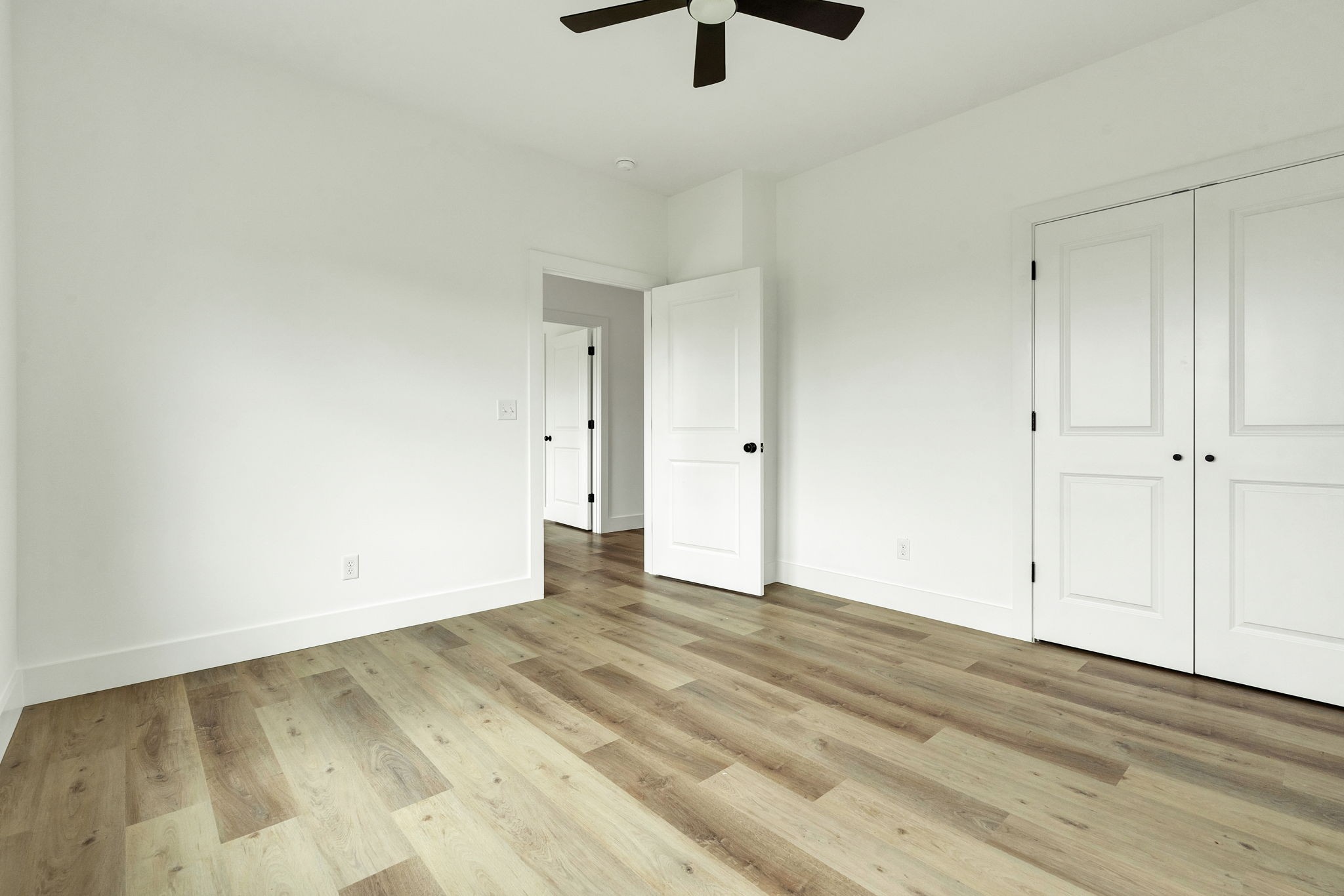 1080 Congress Parkway, N Property Photo 17