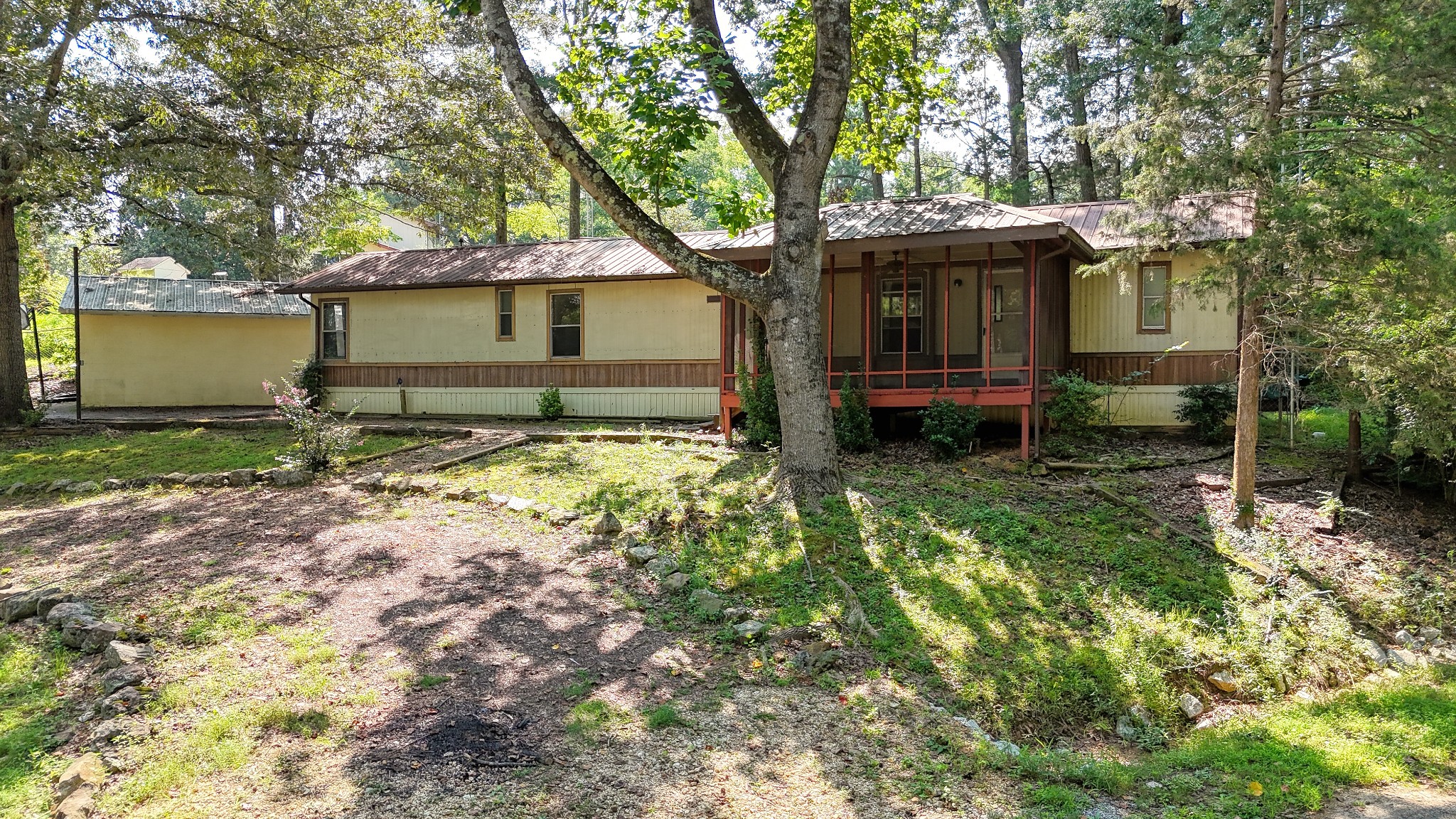 25 Jones Loop Property Photo 2
